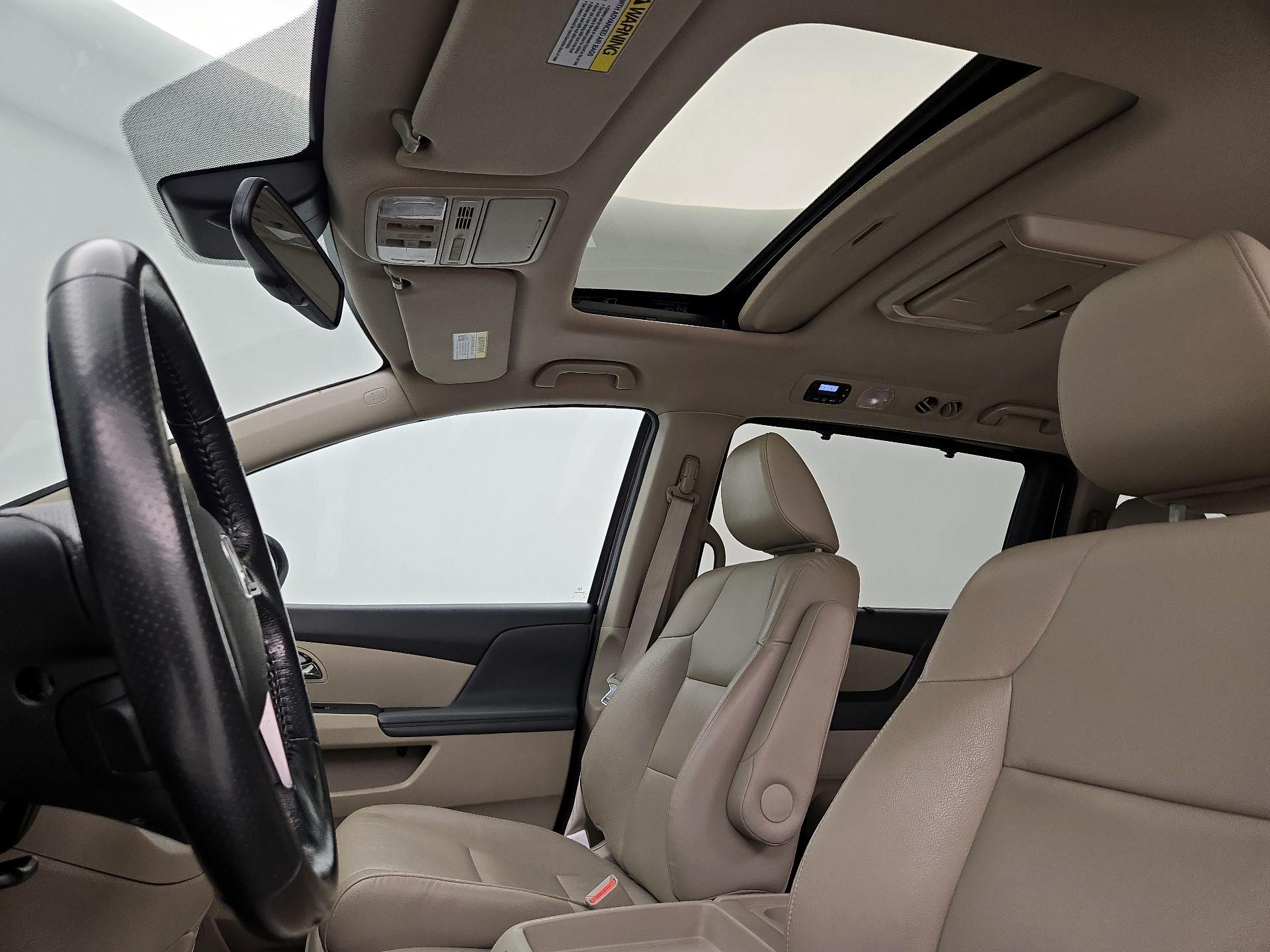 Thumbnail: 2015 Honda Odyssey - 20