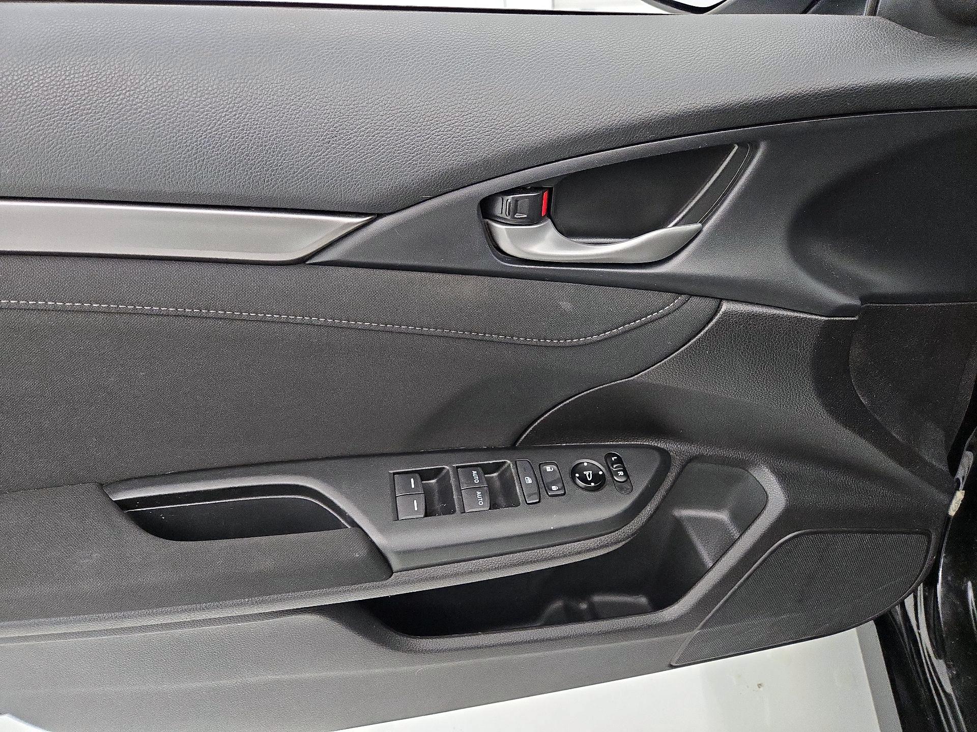 Thumbnail: 2019 Honda Civic - 12