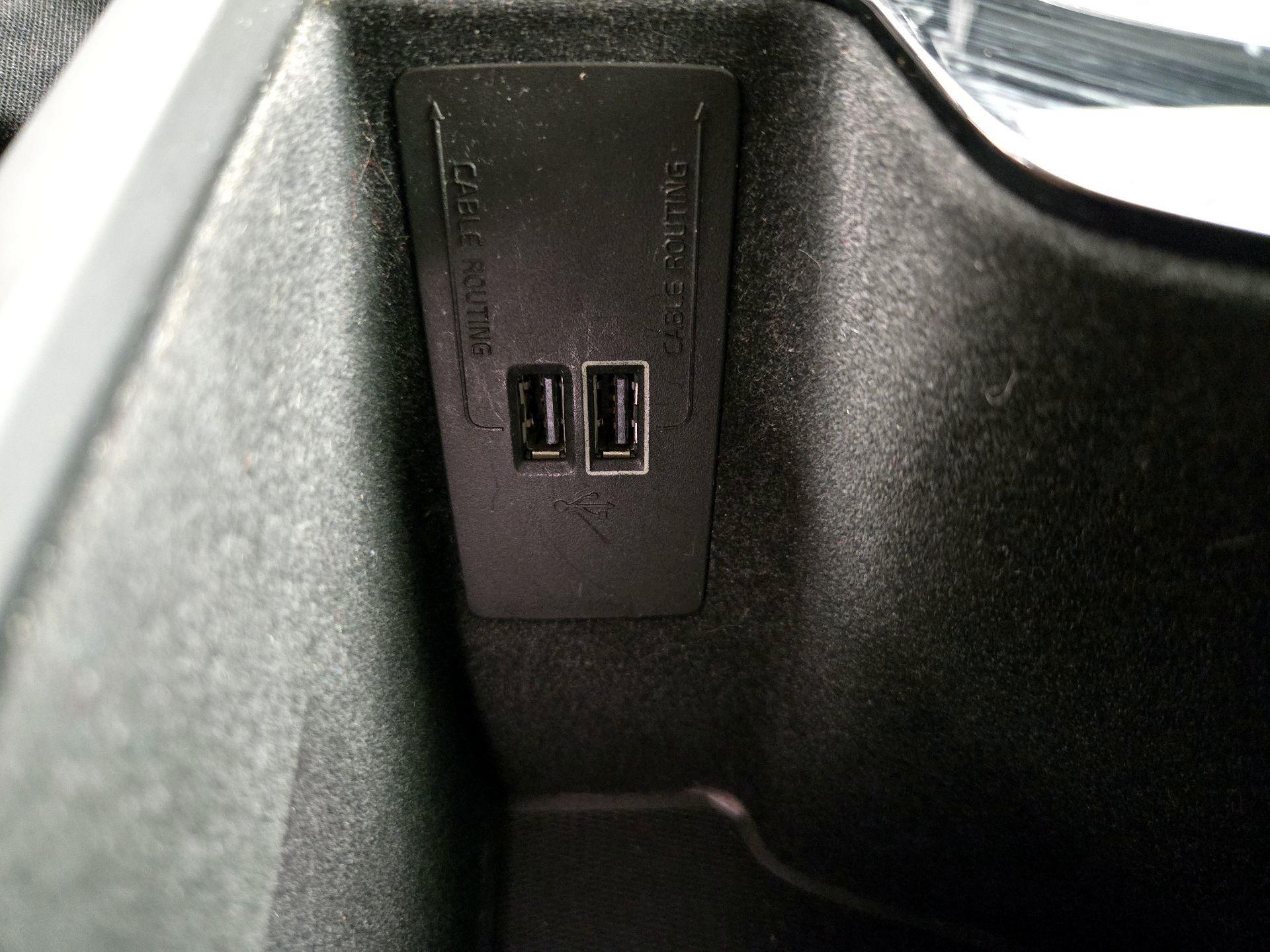 Thumbnail: 2018 Volvo XC60 - 19