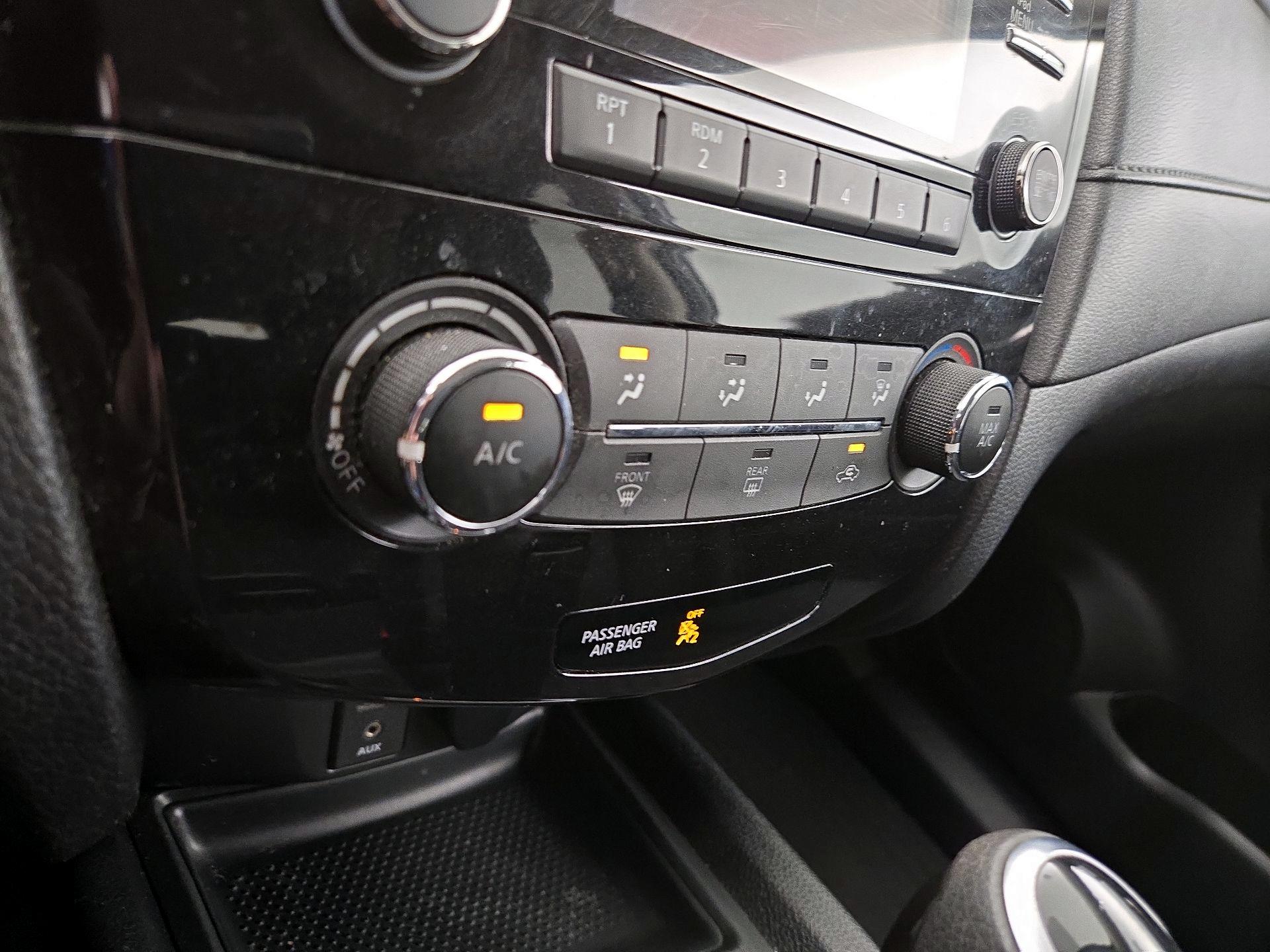 Thumbnail: 2017 Nissan Rogue - 16