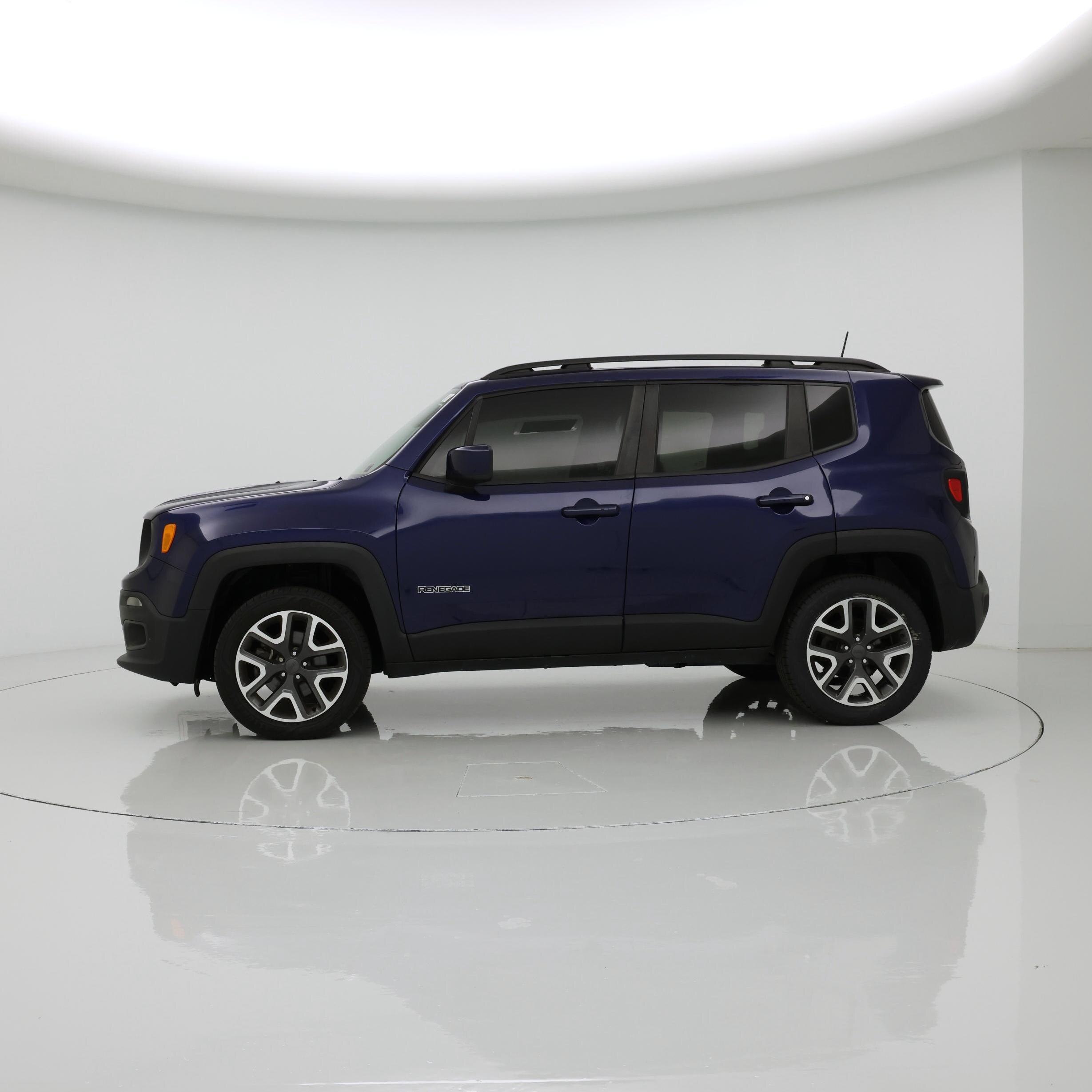 Thumbnail: 2018 Jeep Renegade - 3