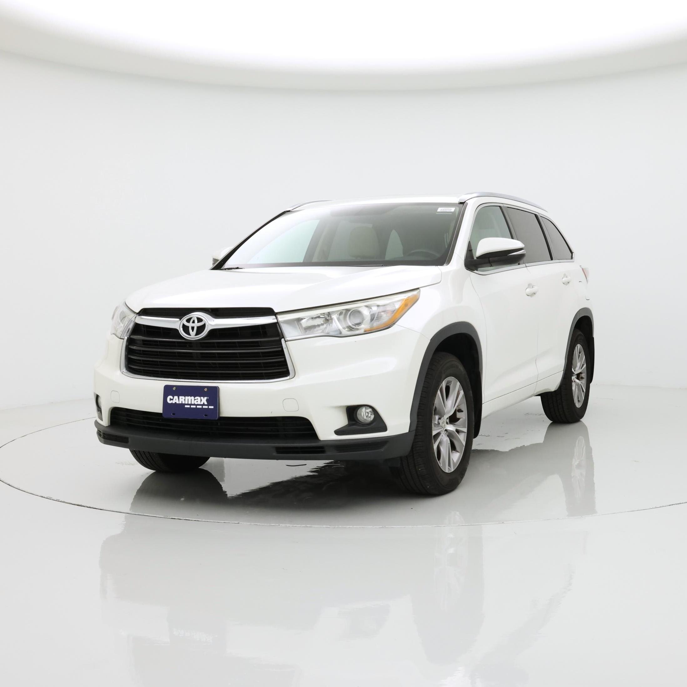 Thumbnail: 2015 Toyota Highlander - 4
