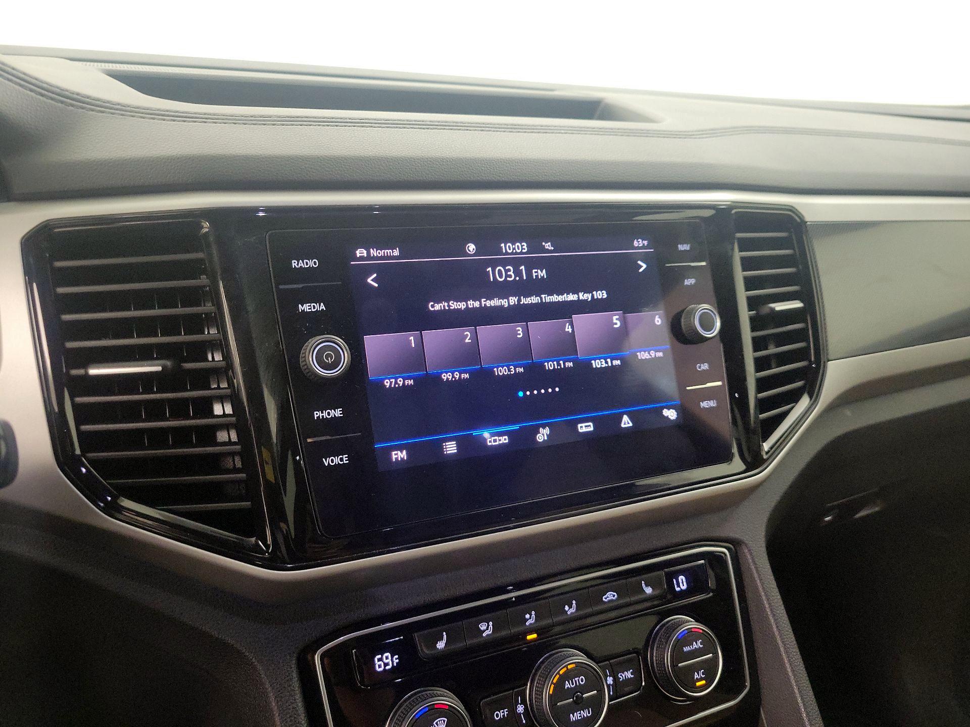 Thumbnail: 2021 Volkswagen Atlas - 15