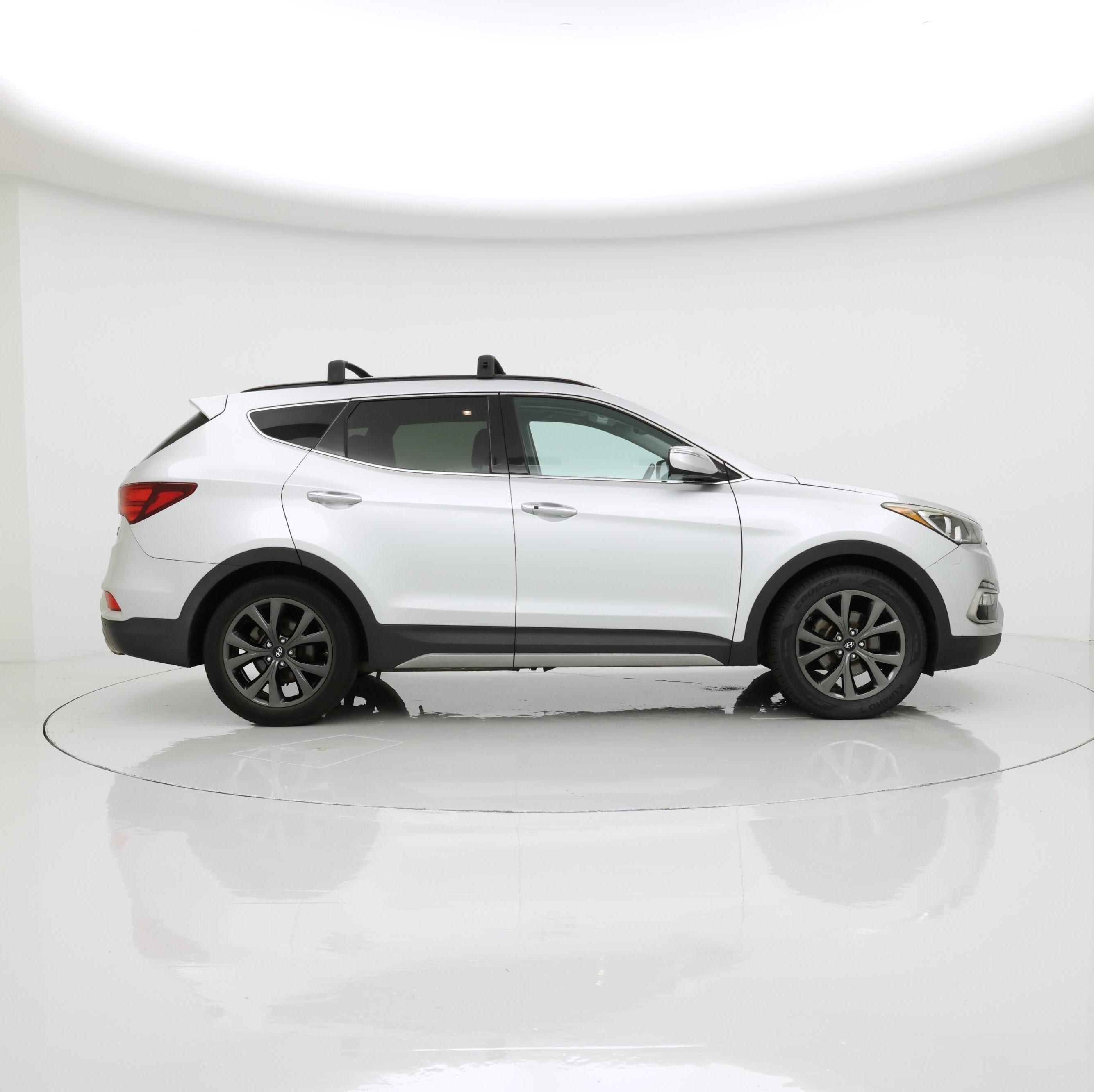 Thumbnail: 2017 Hyundai Santa Fe - 7