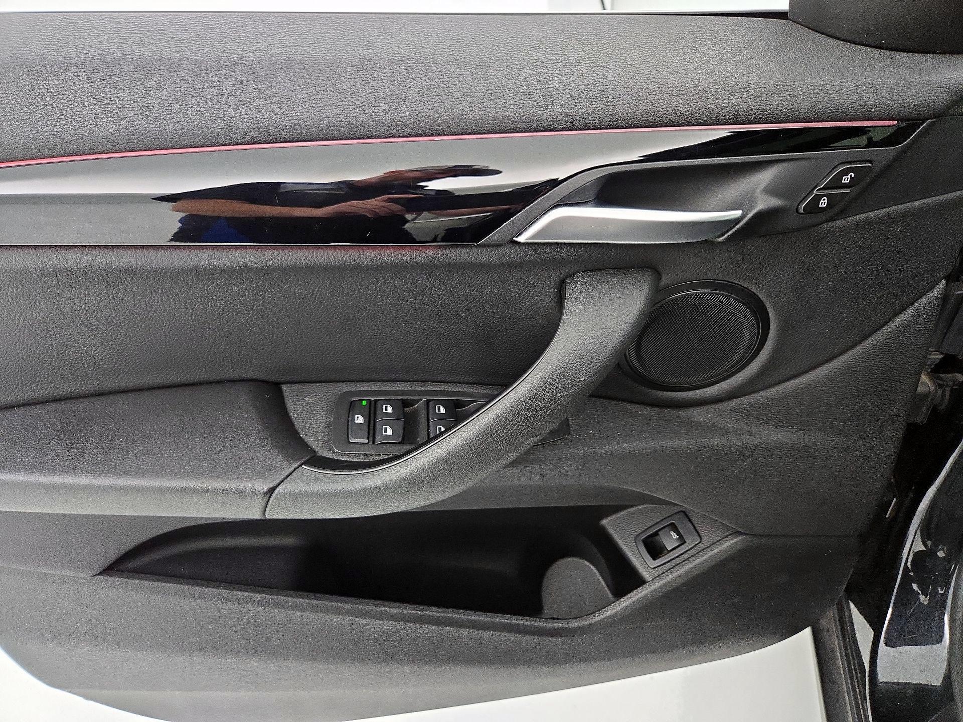 Thumbnail: 2018 BMW X2 - 12