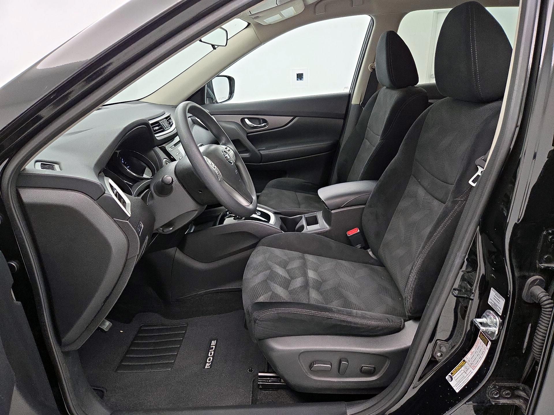 Thumbnail: 2014 Nissan Rogue - 11
