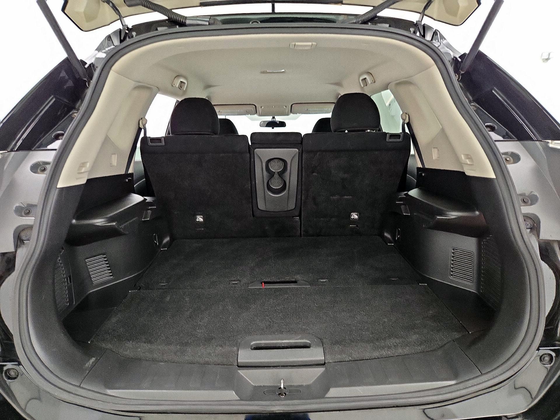 Thumbnail: 2014 Nissan Rogue - 20