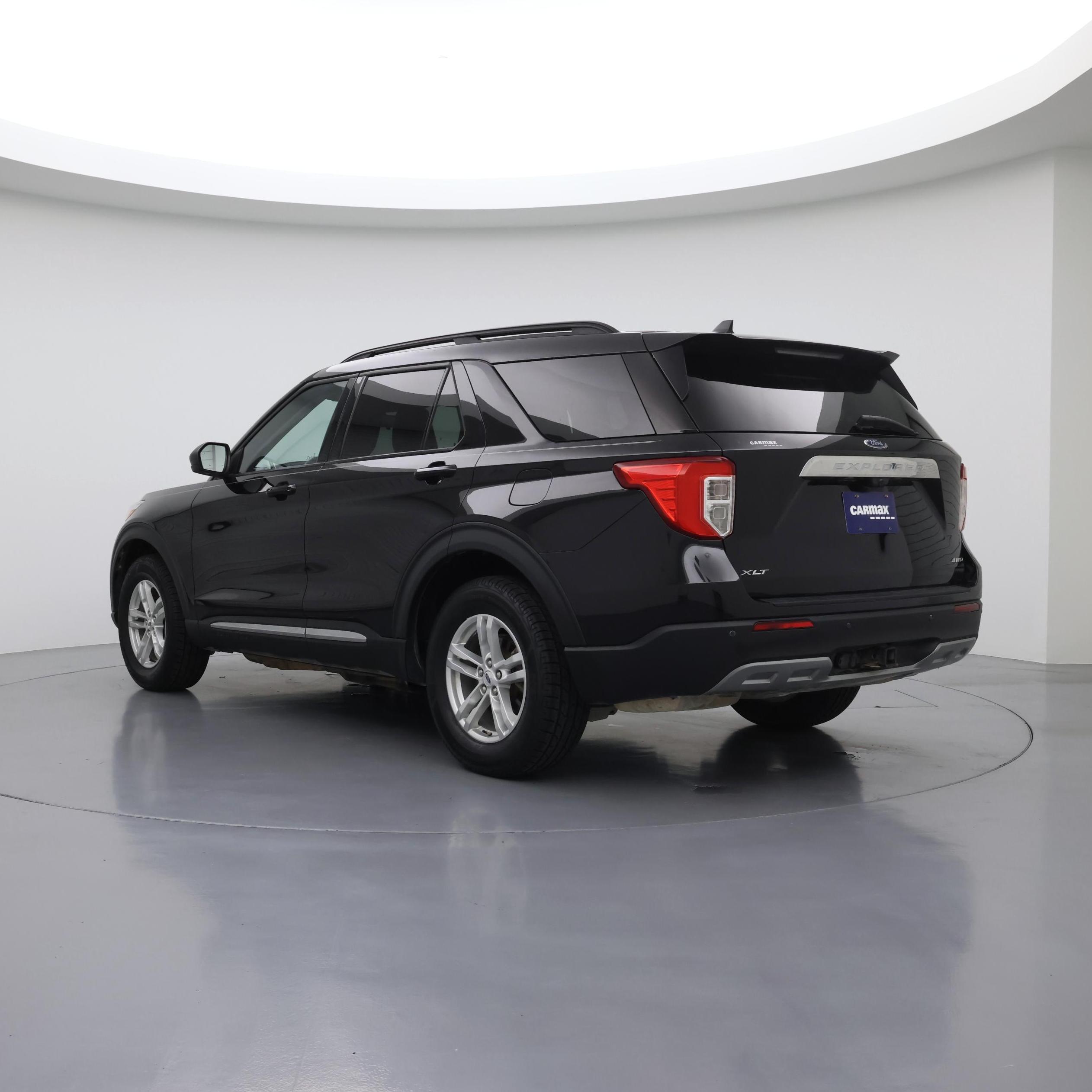 Thumbnail: 2022 Ford Explorer - 2
