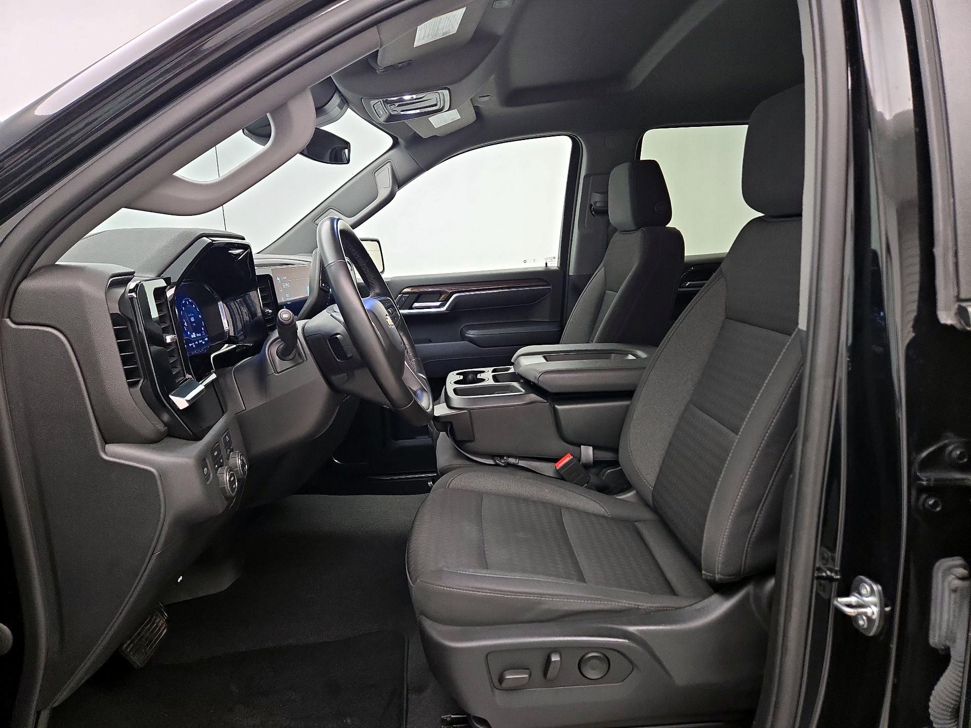 Thumbnail: 2023 Chevrolet Silverado 1500 - 11