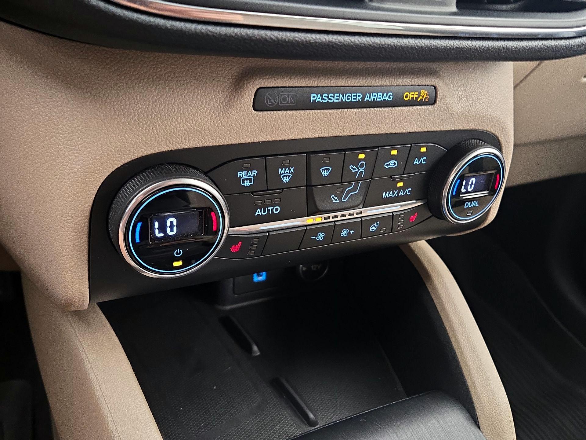 Thumbnail: 2020 Ford Escape - 17