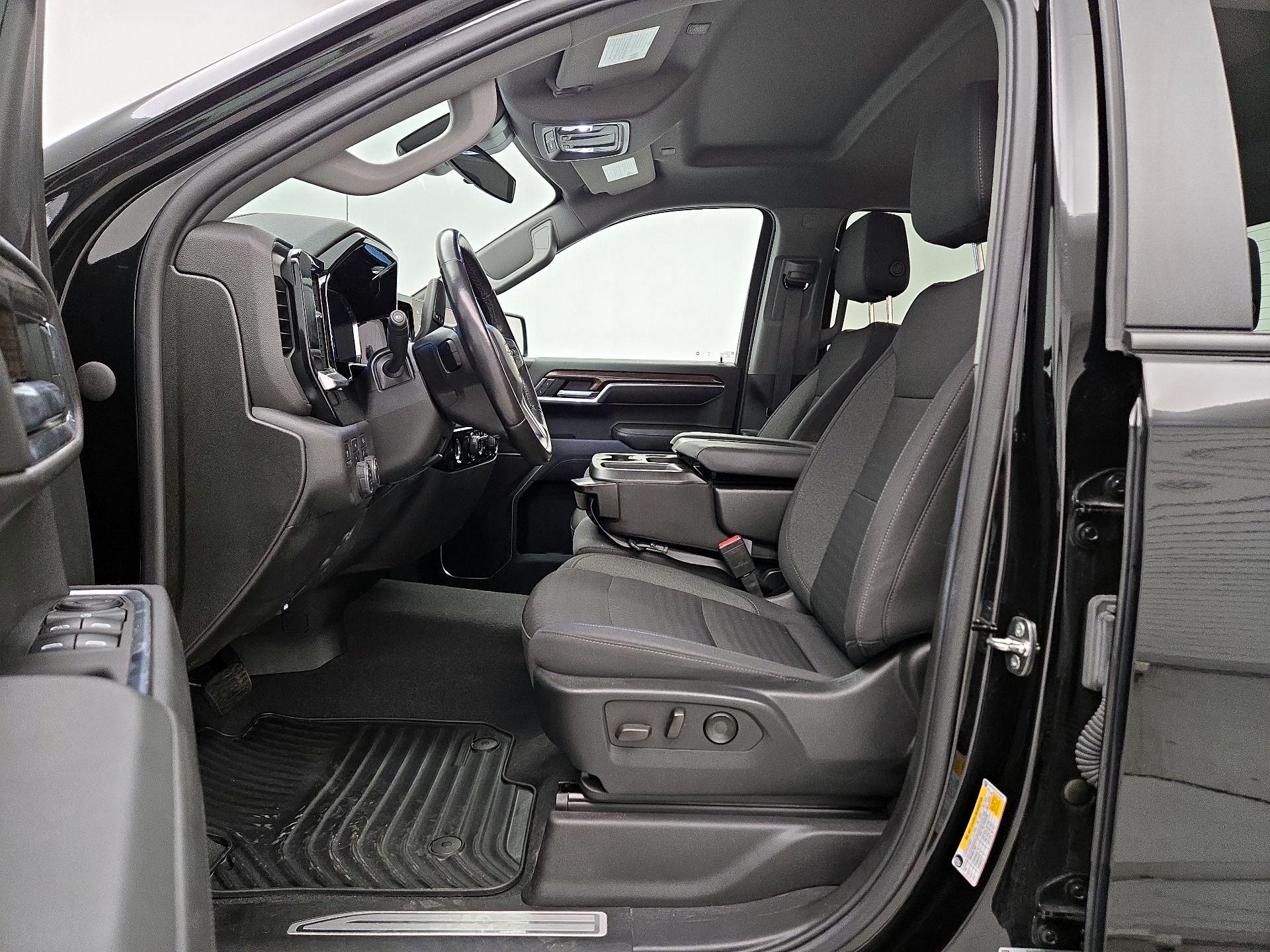 Thumbnail: 2022 Chevrolet Silverado 1500 - 11