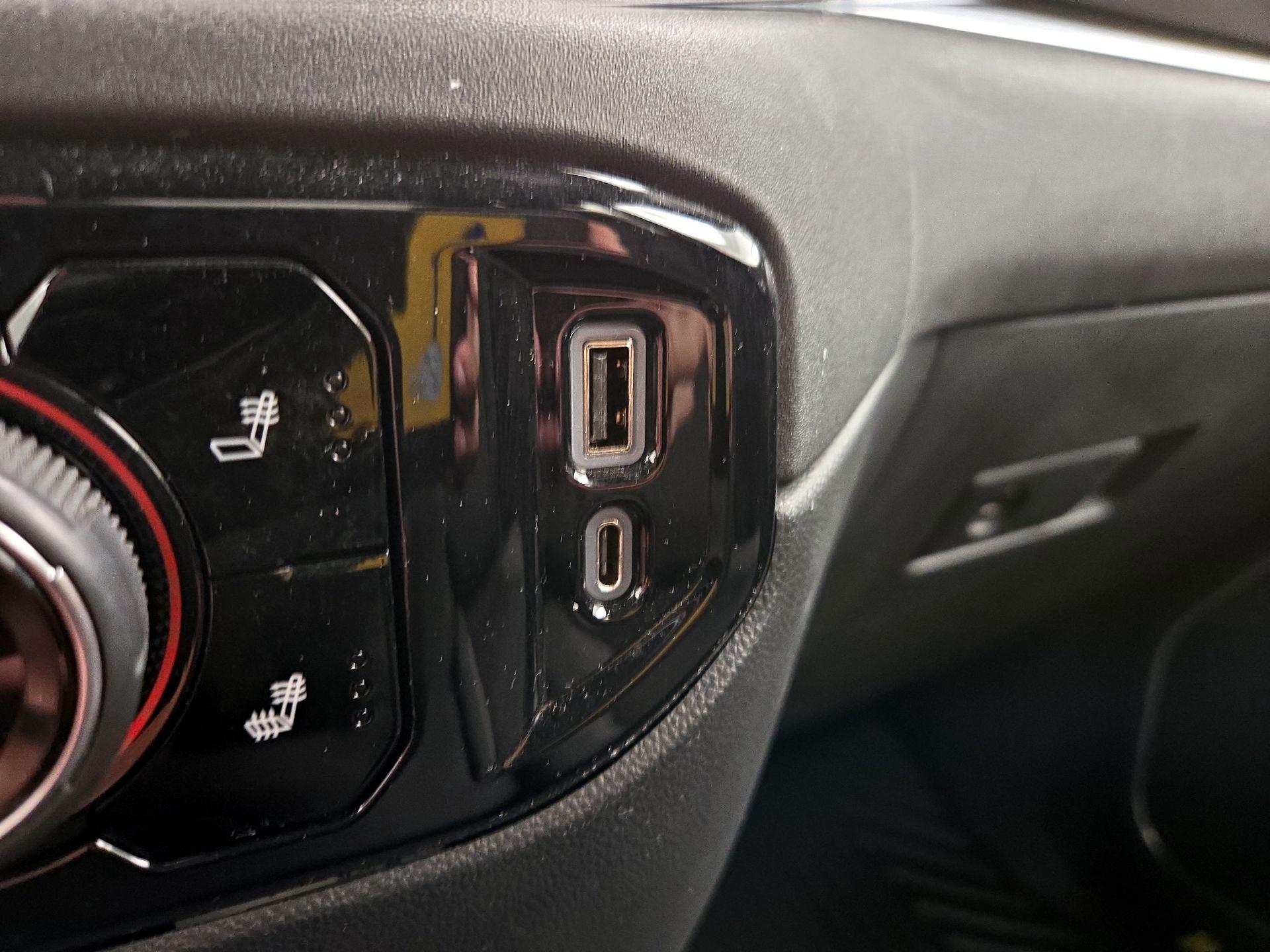 Thumbnail: 2022 Chevrolet Silverado 1500 - 18