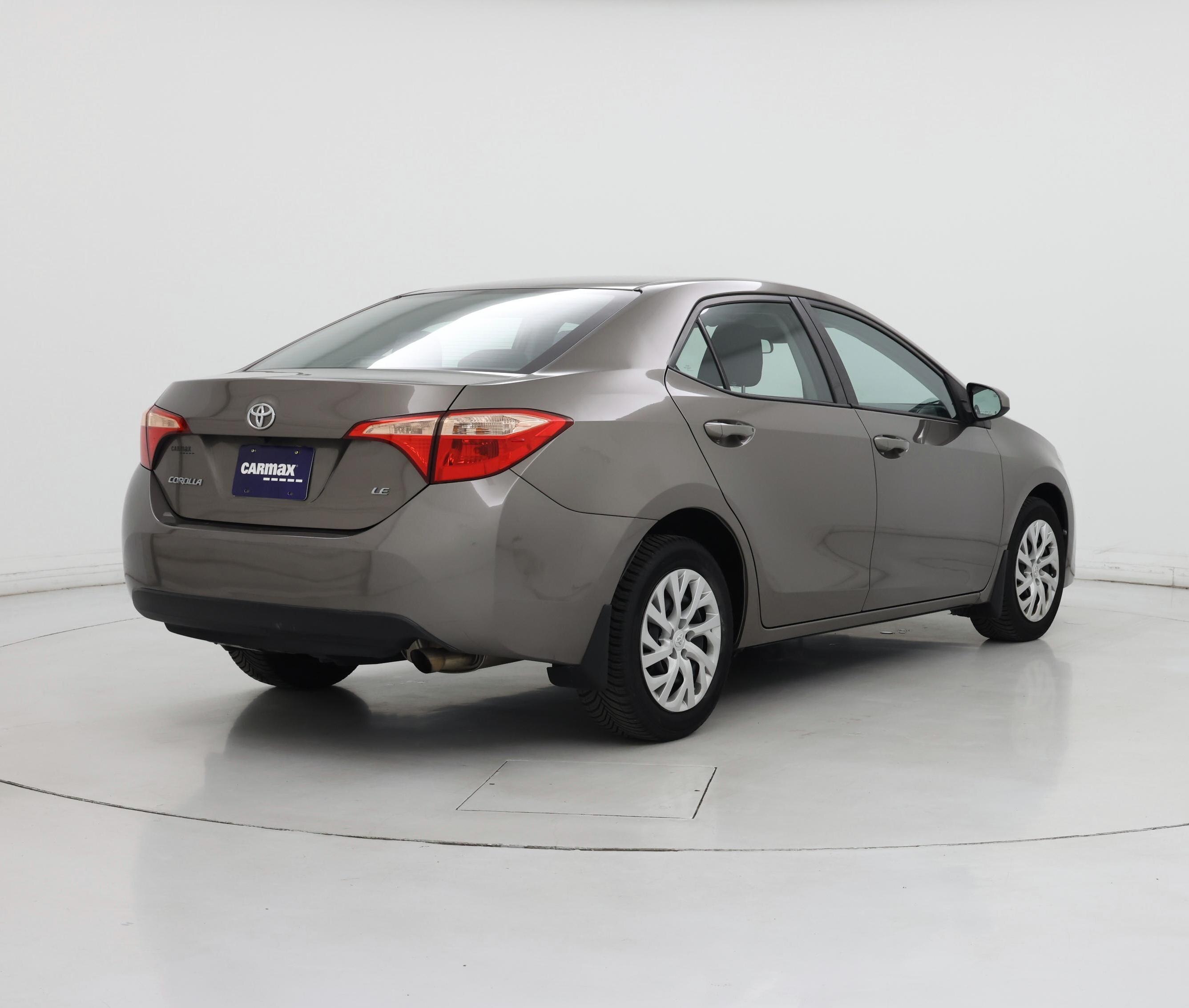 Thumbnail: 2017 Toyota Corolla - 8