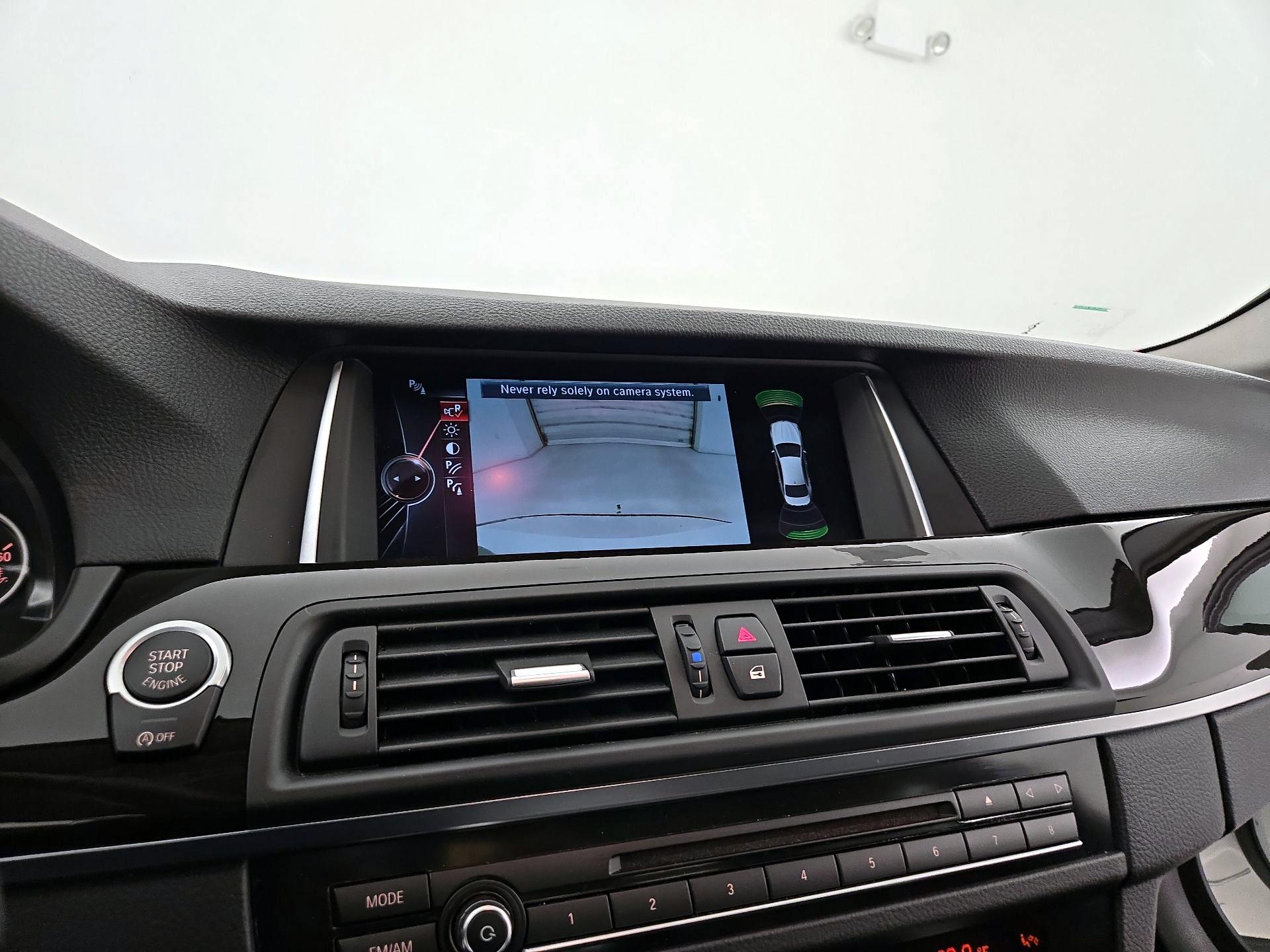Thumbnail: 2016 BMW 5 Series - 15