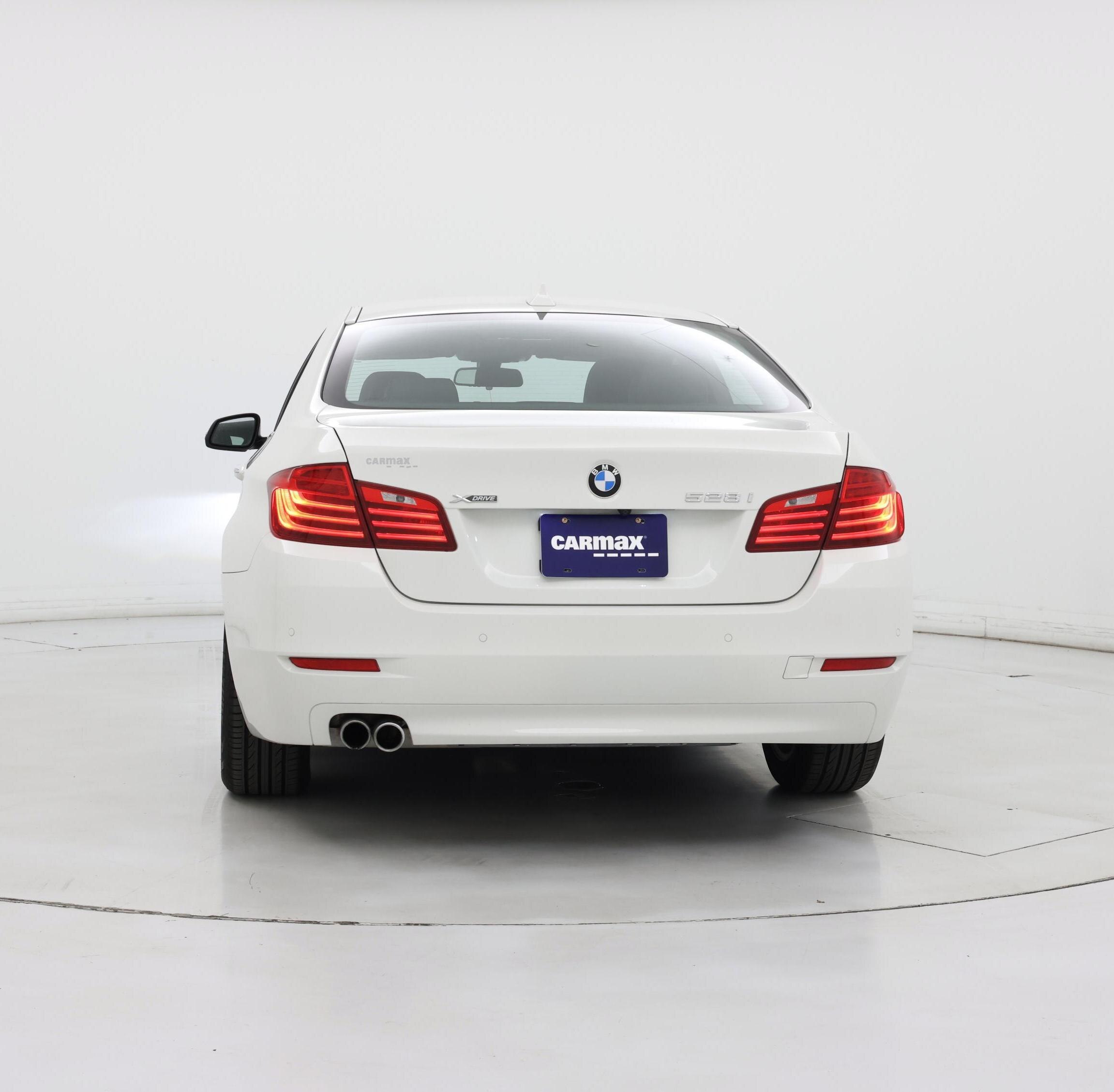 Thumbnail: 2016 BMW 5 Series - 6