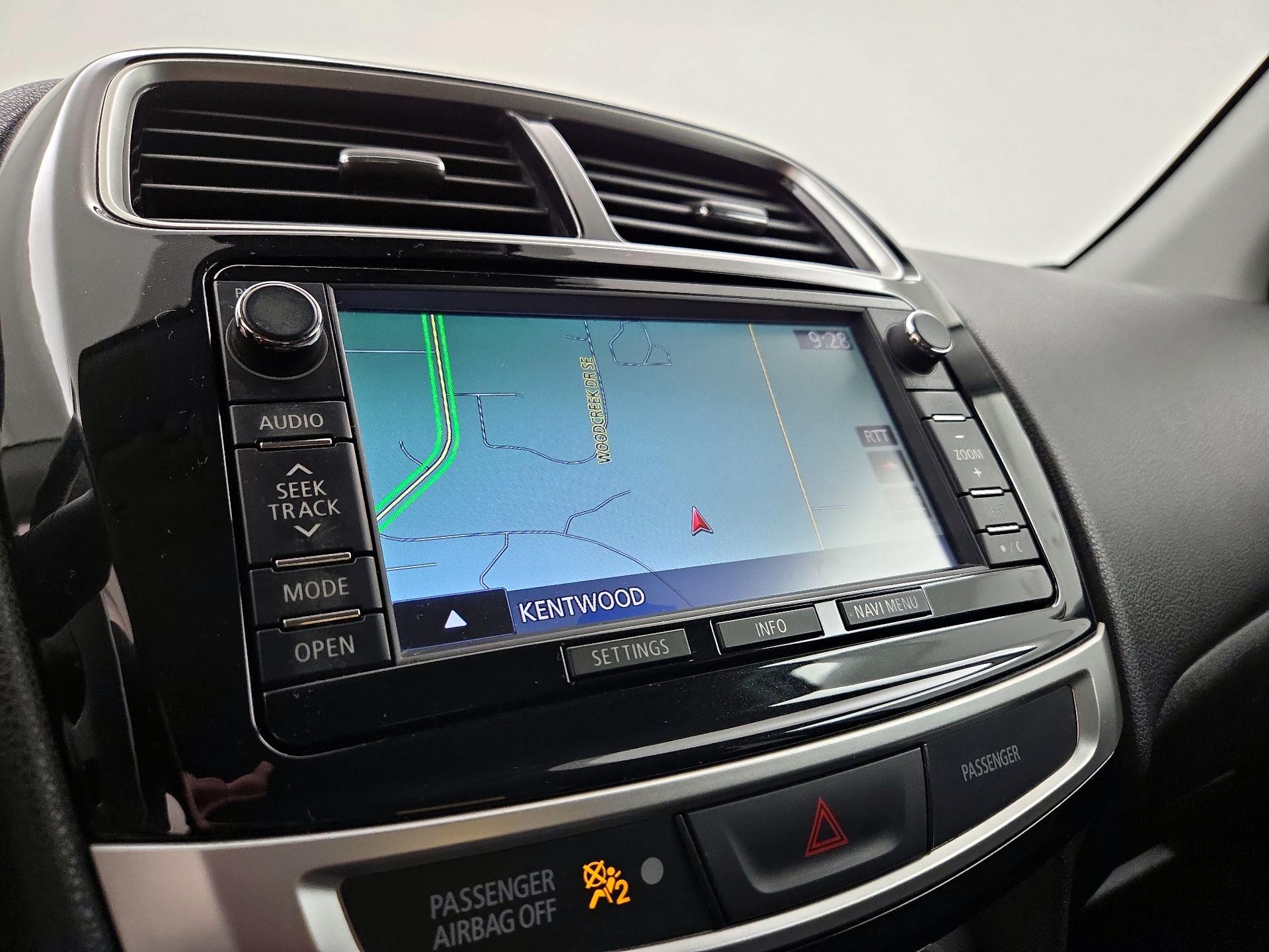 Thumbnail: 2015 Mitsubishi Outlander Sport - 14