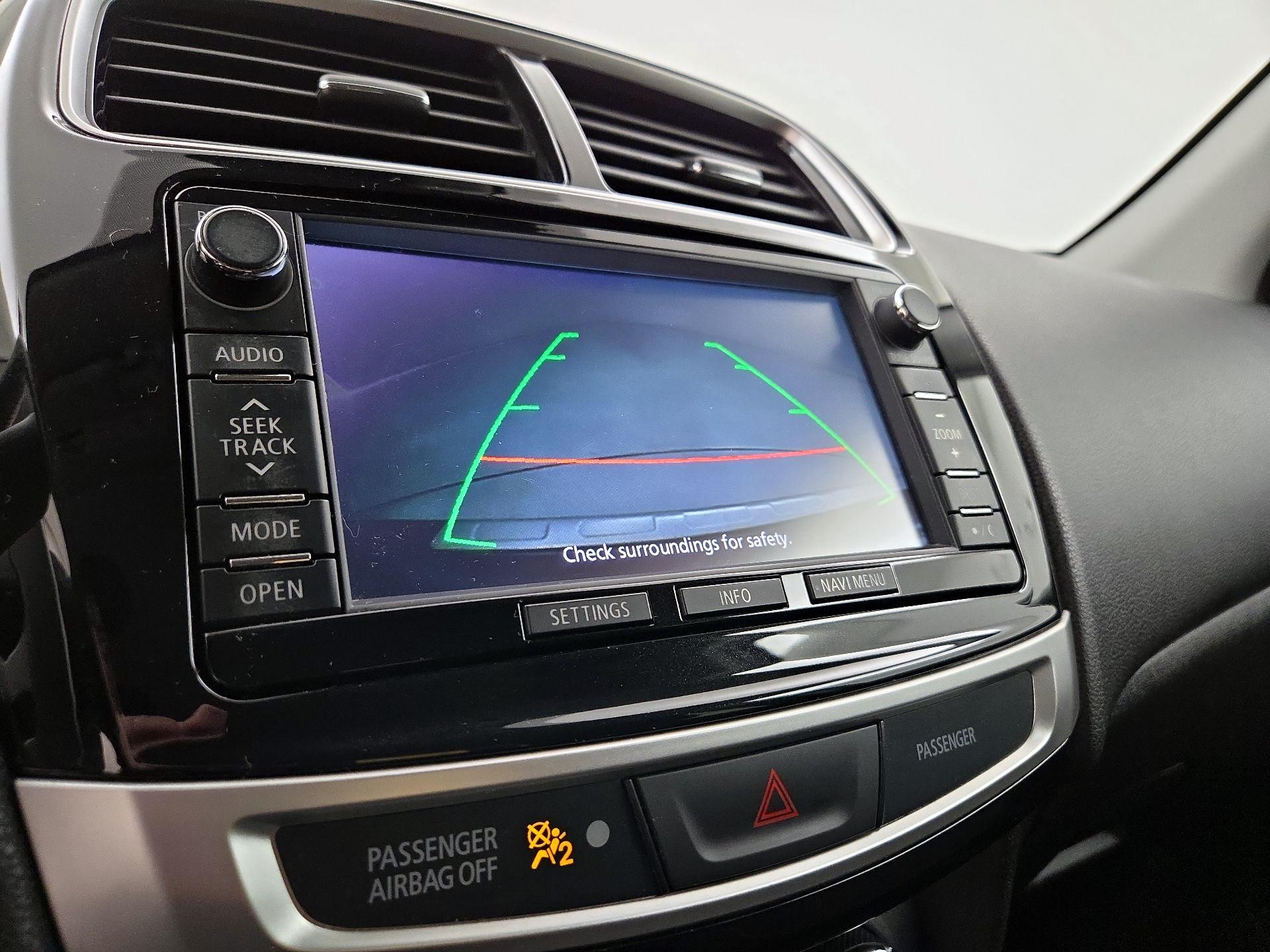 Thumbnail: 2015 Mitsubishi Outlander Sport - 15