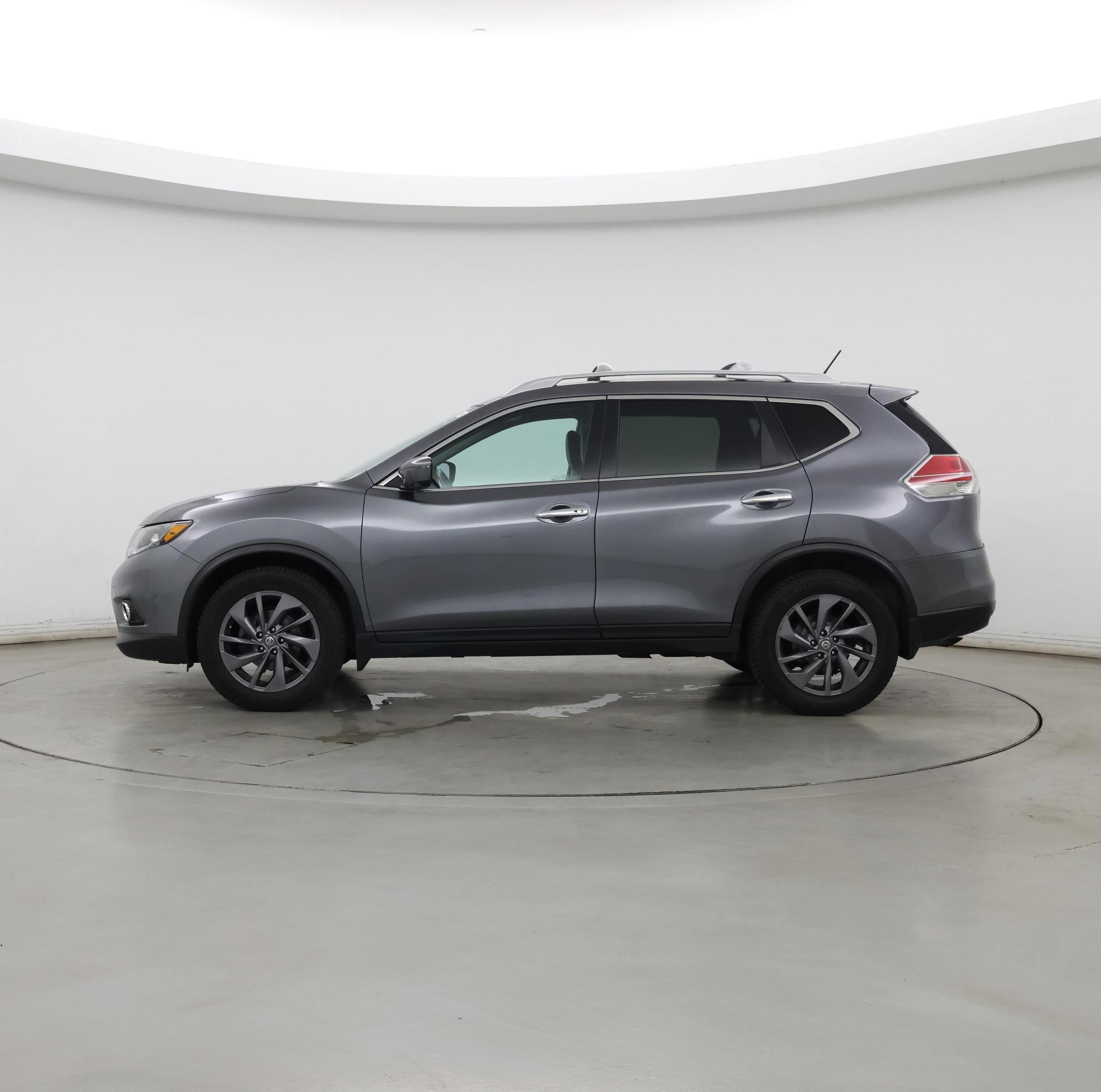 Thumbnail: 2016 Nissan Rogue - 3