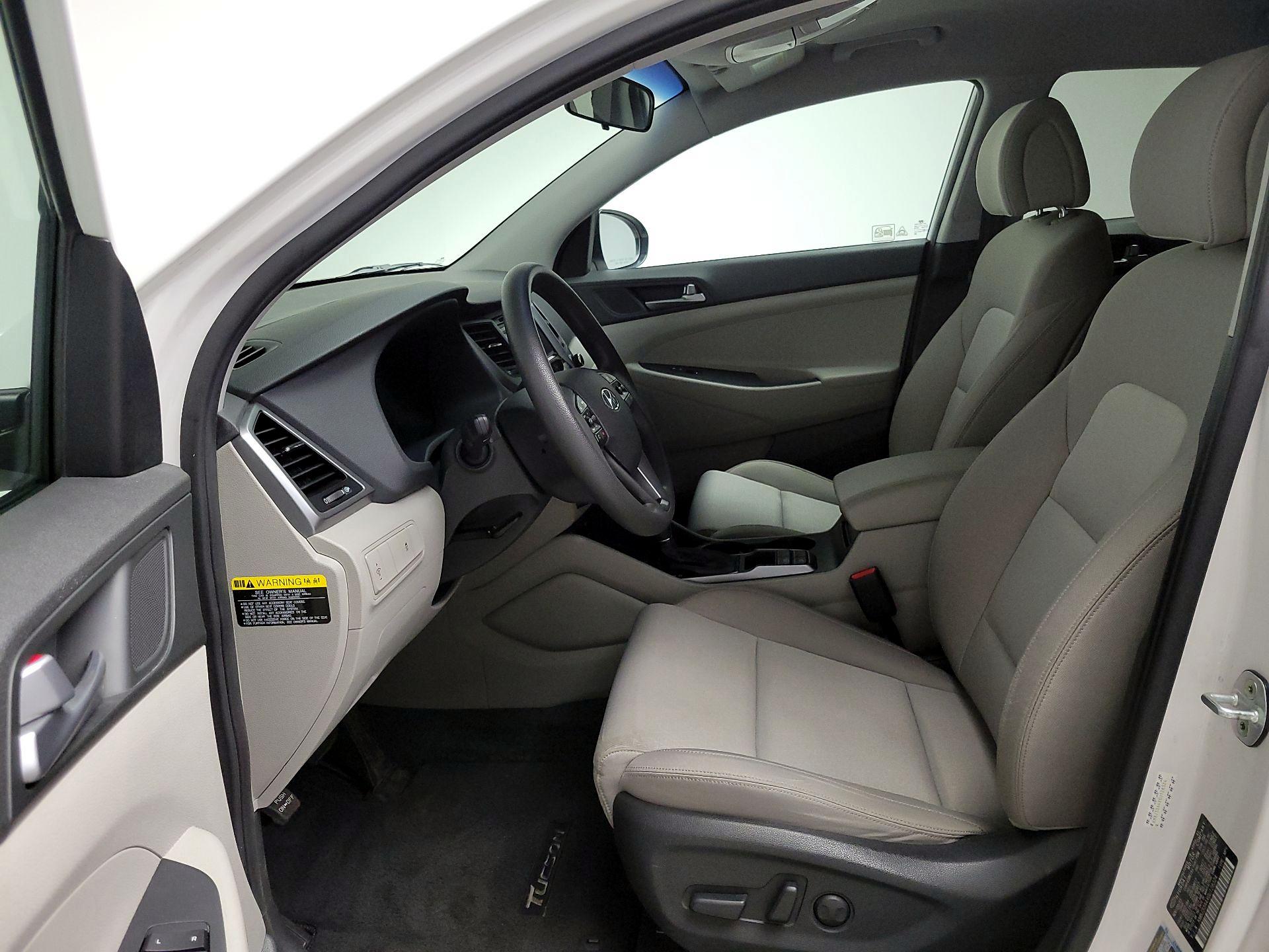 Thumbnail: 2016 Hyundai Tucson - 11