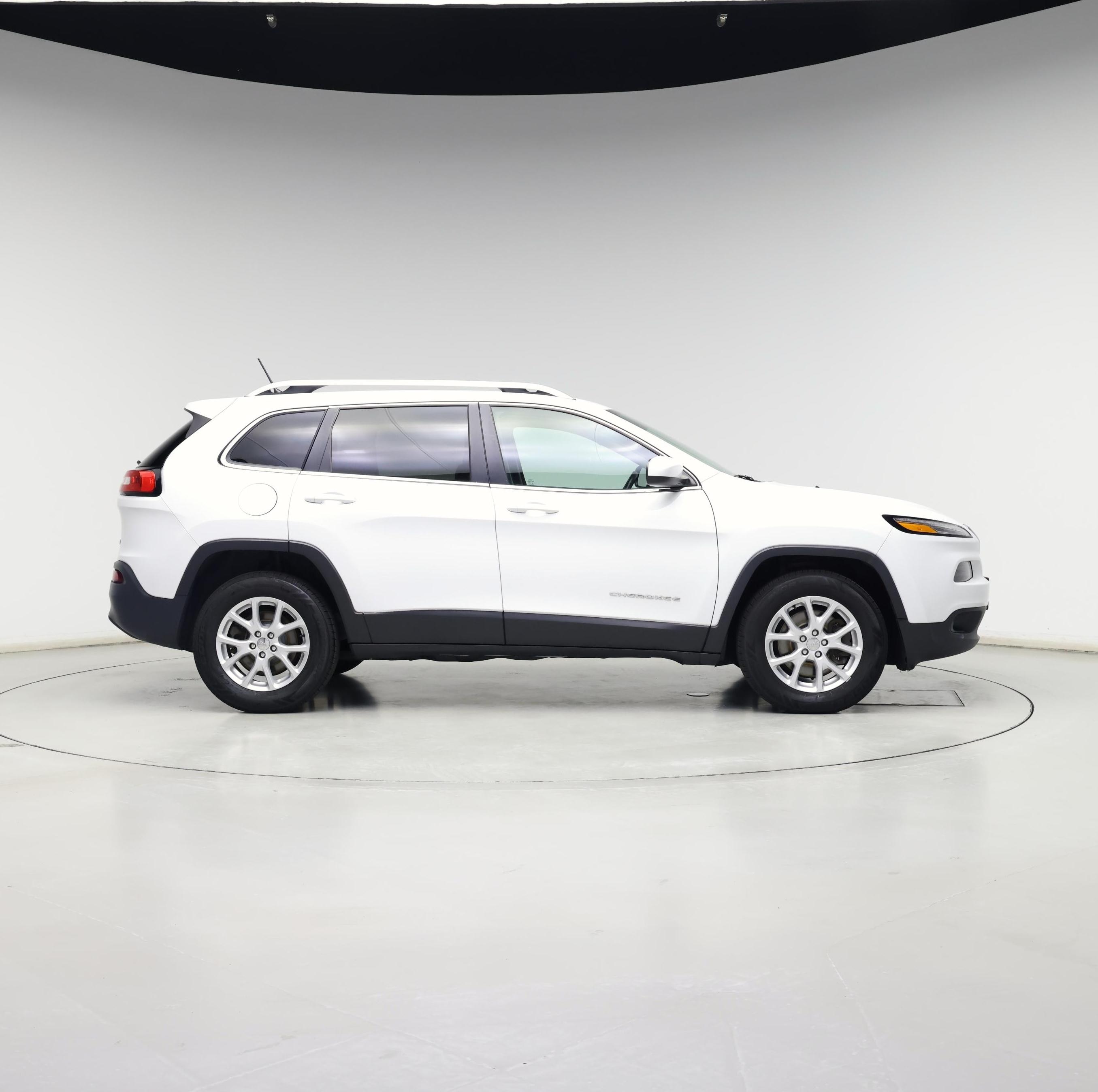 Thumbnail: 2015 Jeep Cherokee - 7