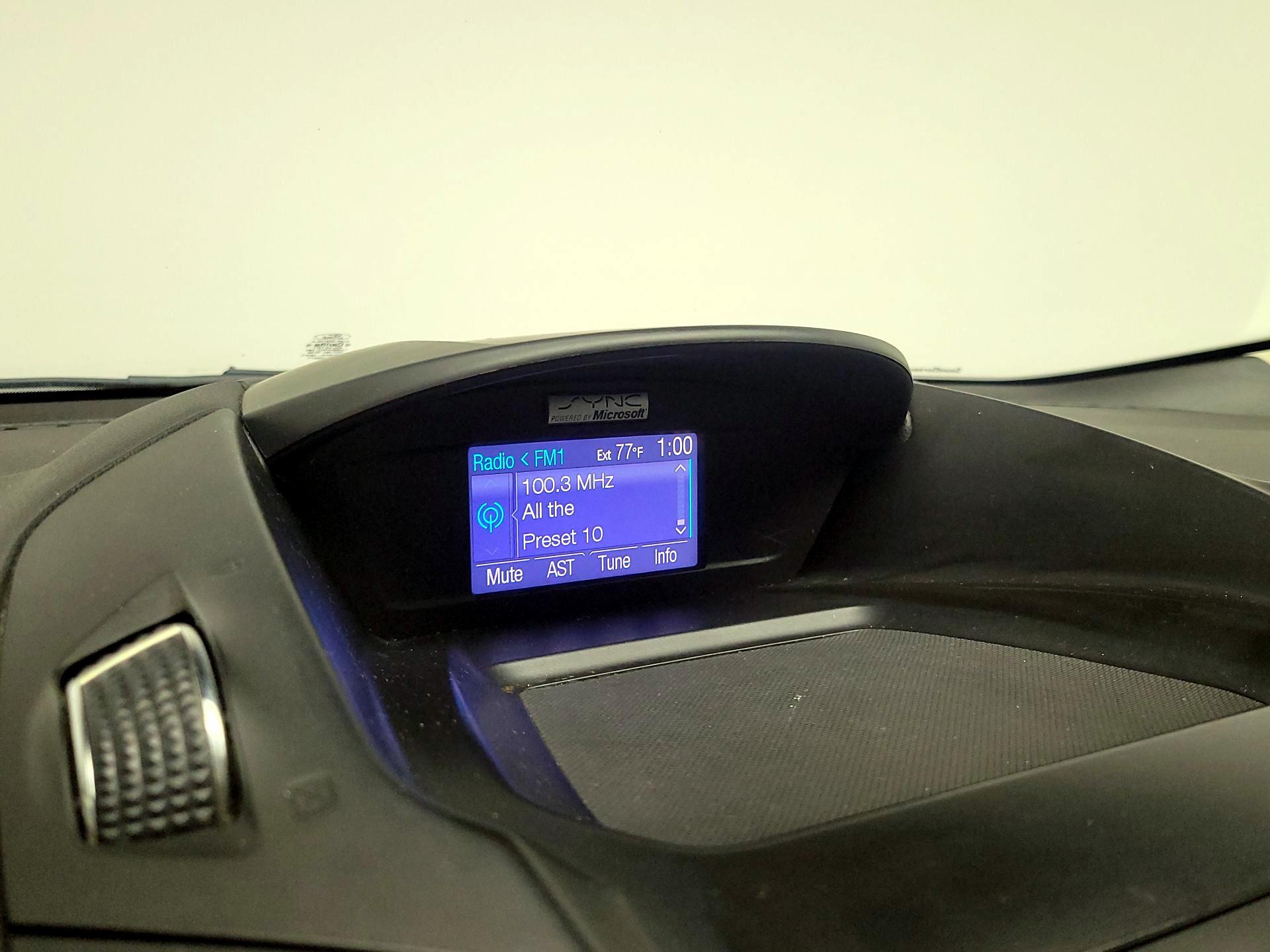 Thumbnail: 2013 Ford Escape - 14