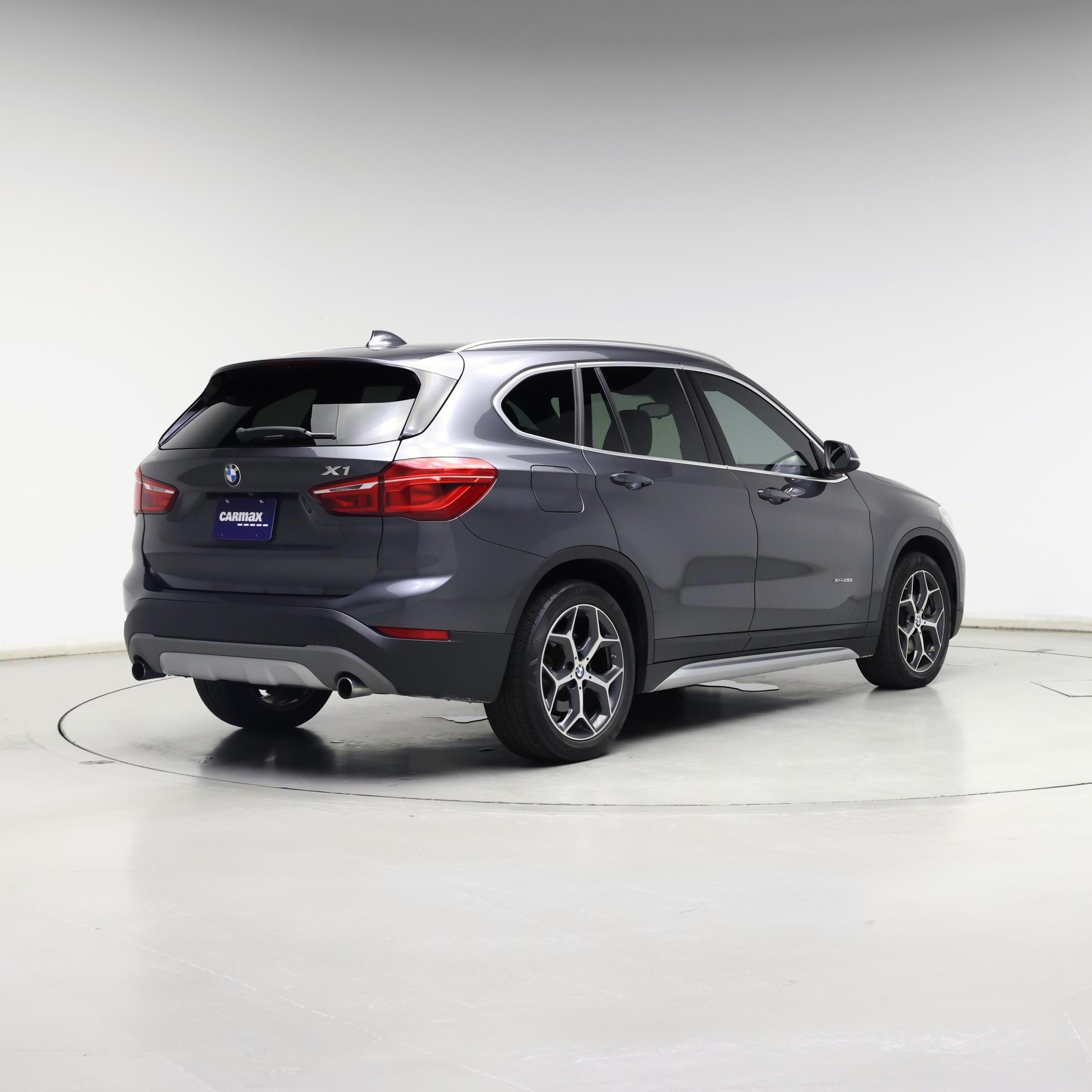 Thumbnail: 2018 BMW X1 - 8