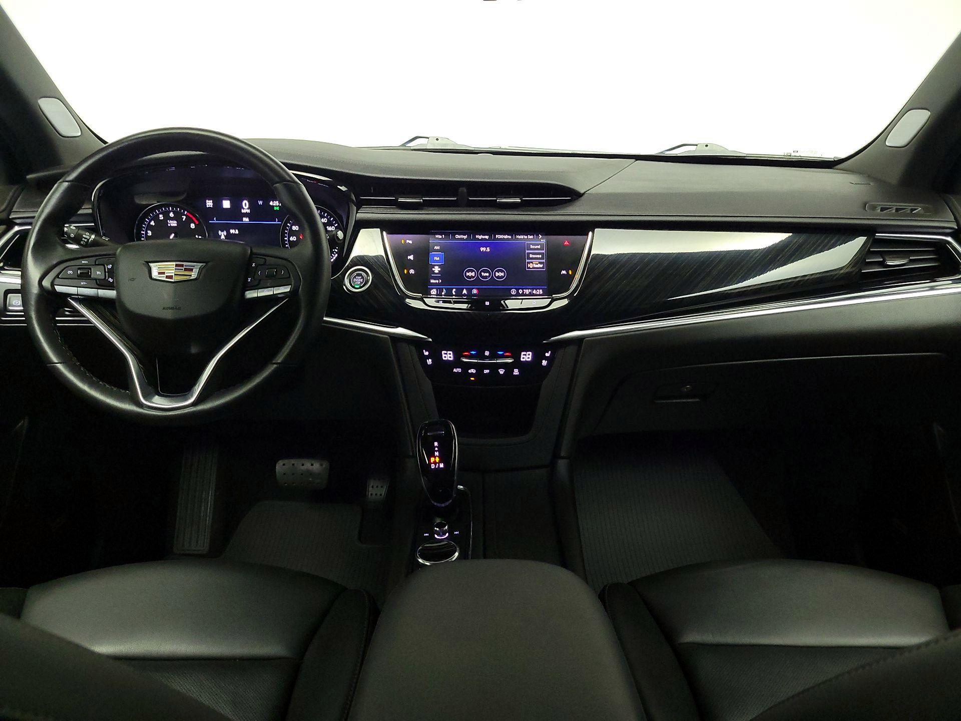 Thumbnail: 2020 Cadillac XT6 - 9