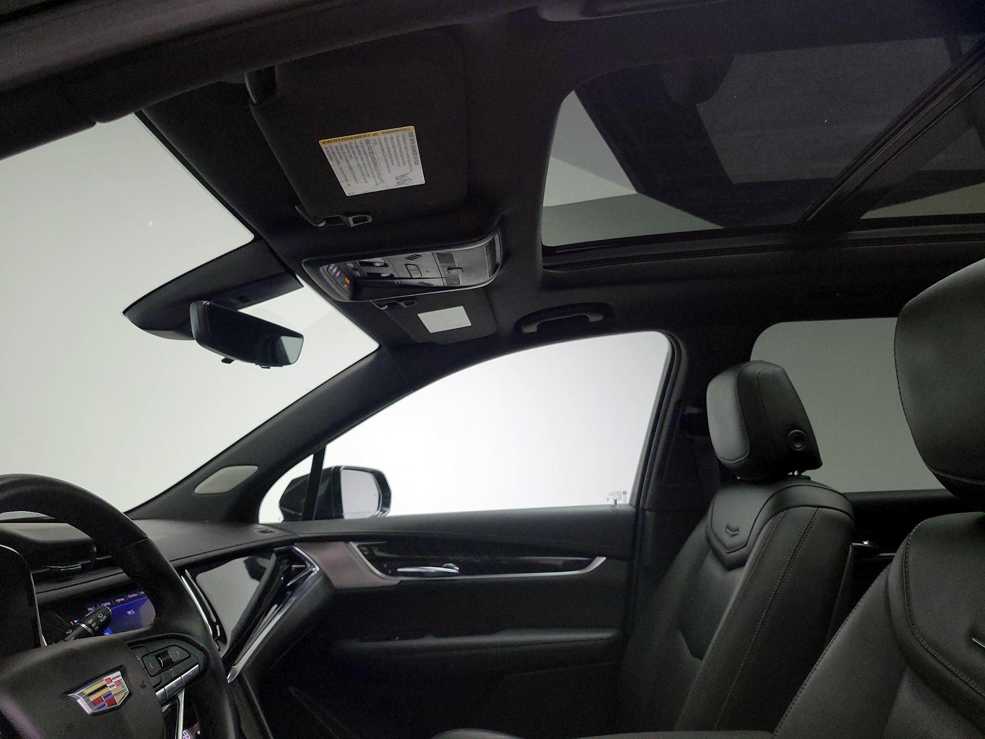 Thumbnail: 2020 Cadillac XT6 - 20