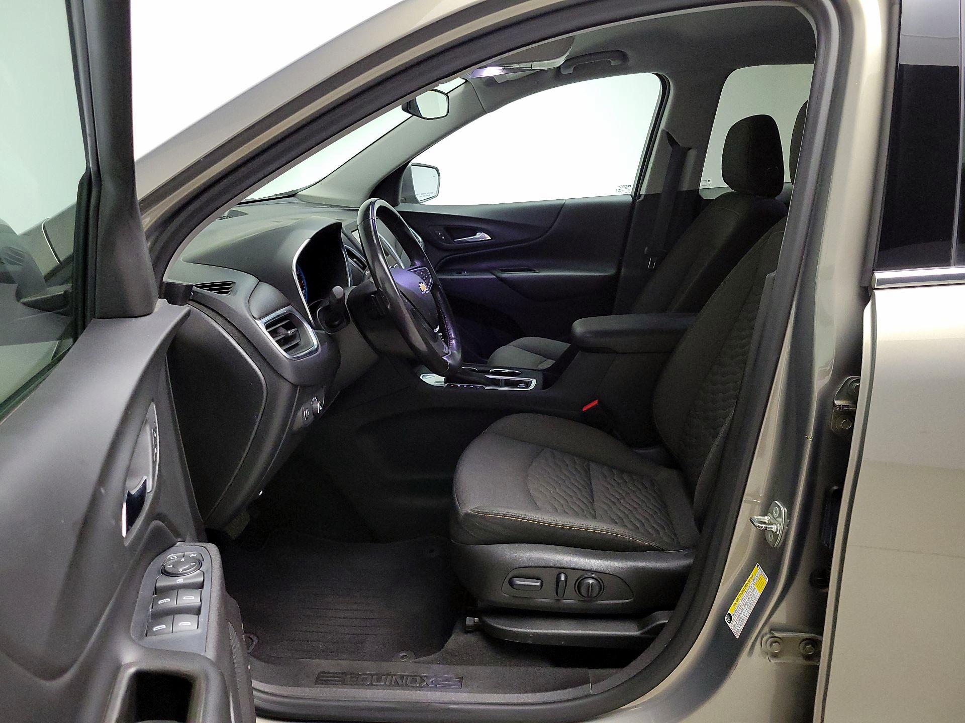Thumbnail: 2018 Chevrolet Equinox - 11