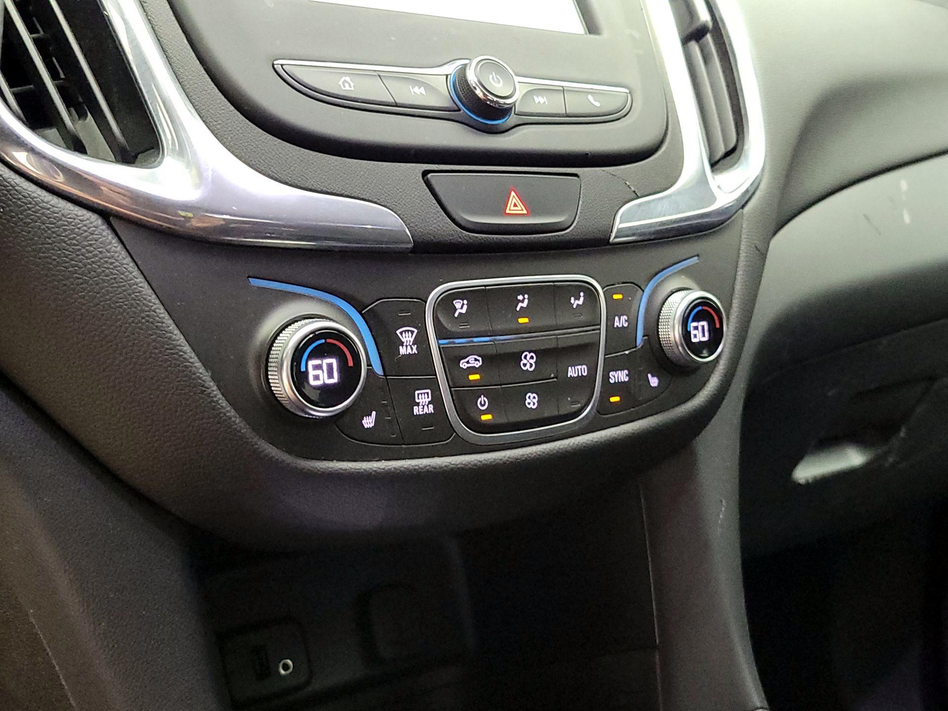 Thumbnail: 2018 Chevrolet Equinox - 16