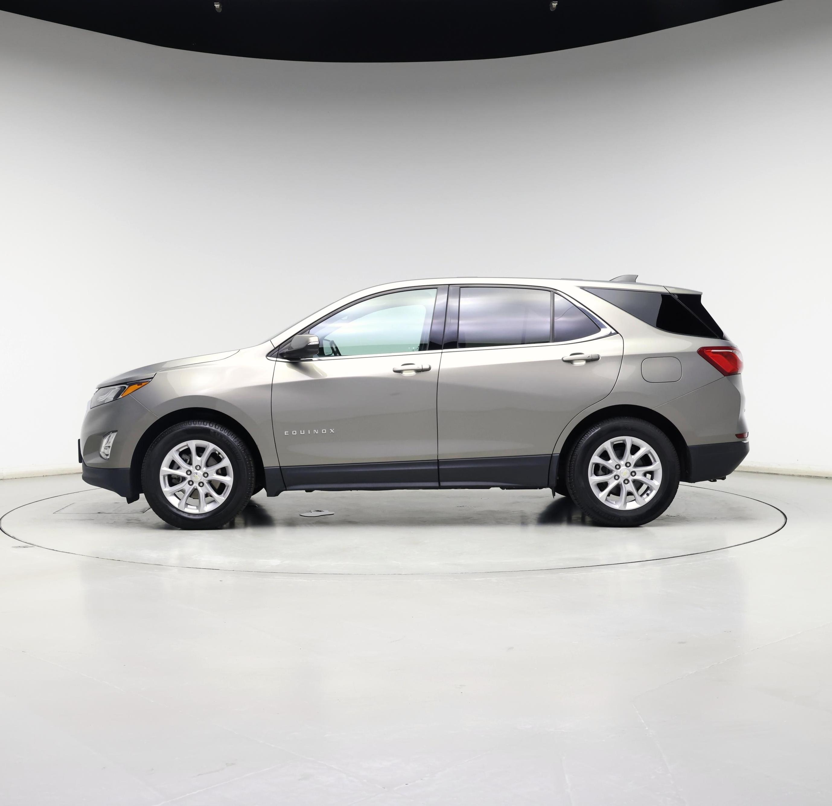 Thumbnail: 2018 Chevrolet Equinox - 3
