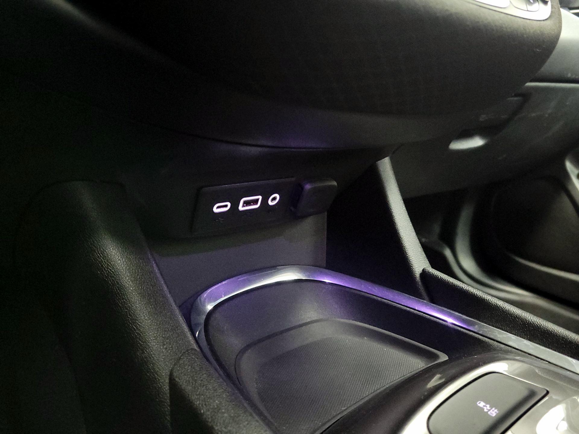 Thumbnail: 2019 Chevrolet Malibu - 18