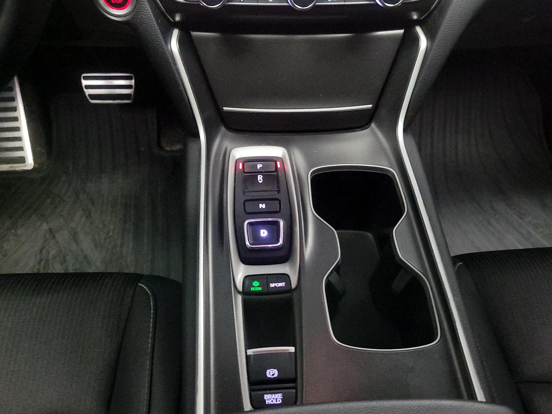 Thumbnail: 2019 Honda Accord - 17