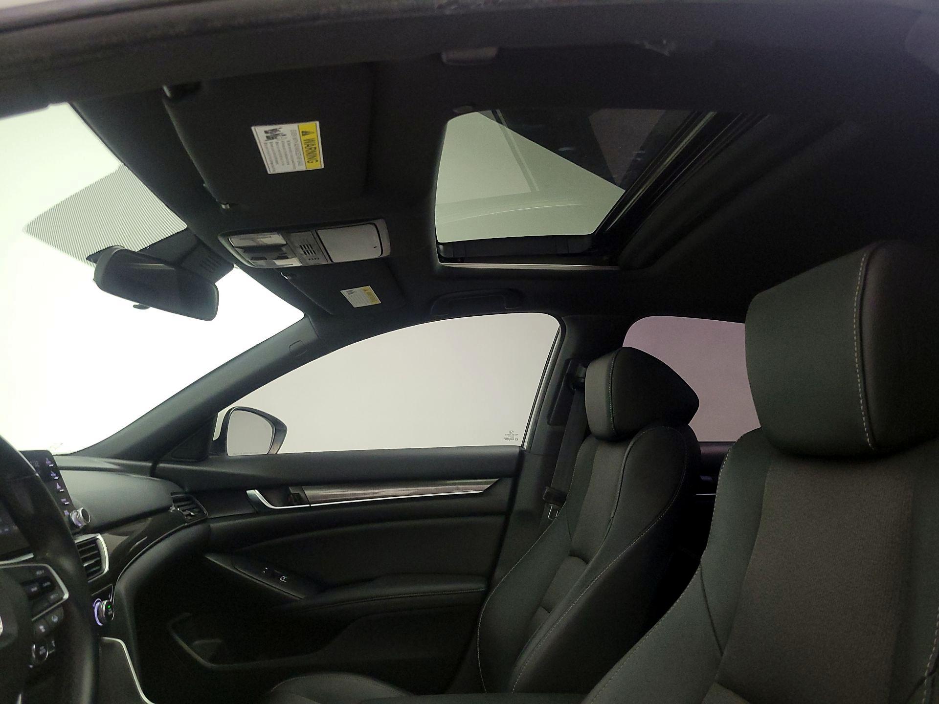 Thumbnail: 2019 Honda Accord - 19