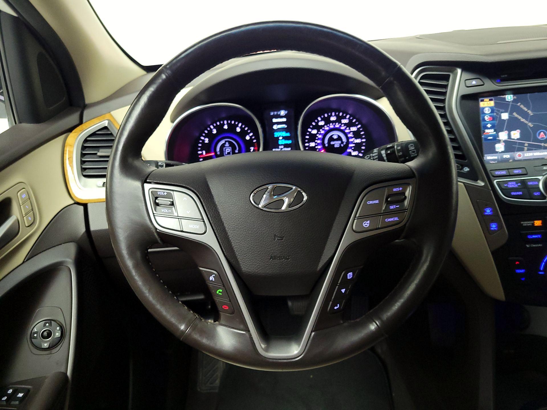 Thumbnail: 2015 Hyundai Santa Fe - 10