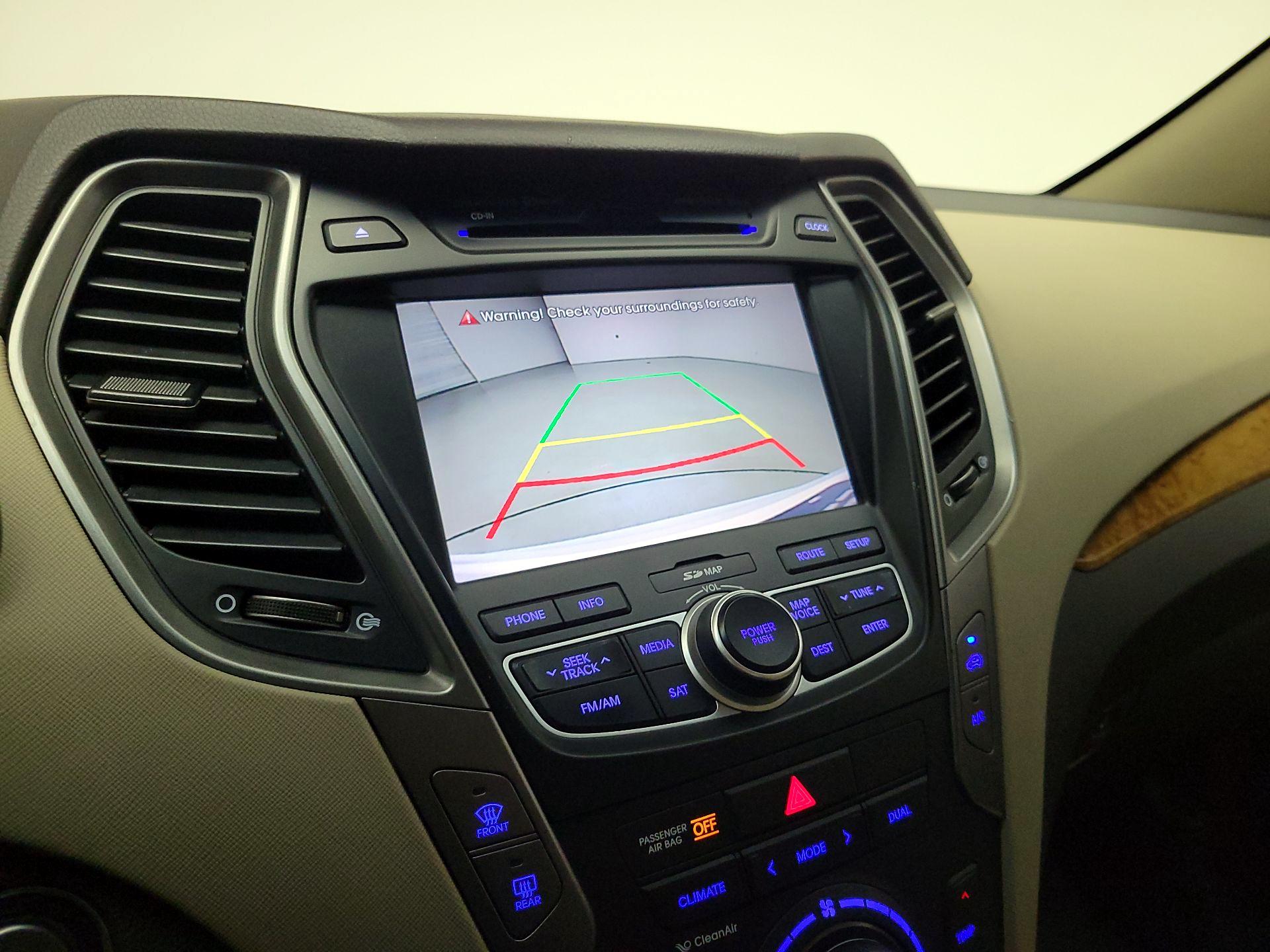 Thumbnail: 2015 Hyundai Santa Fe - 15