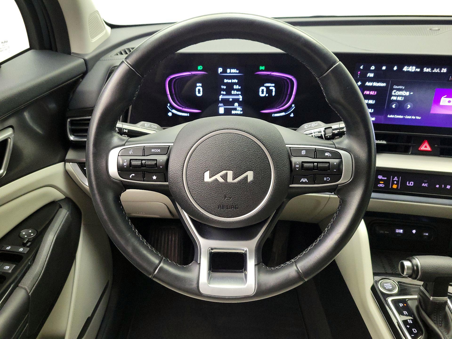 Thumbnail: 2023 Kia Sportage - 10