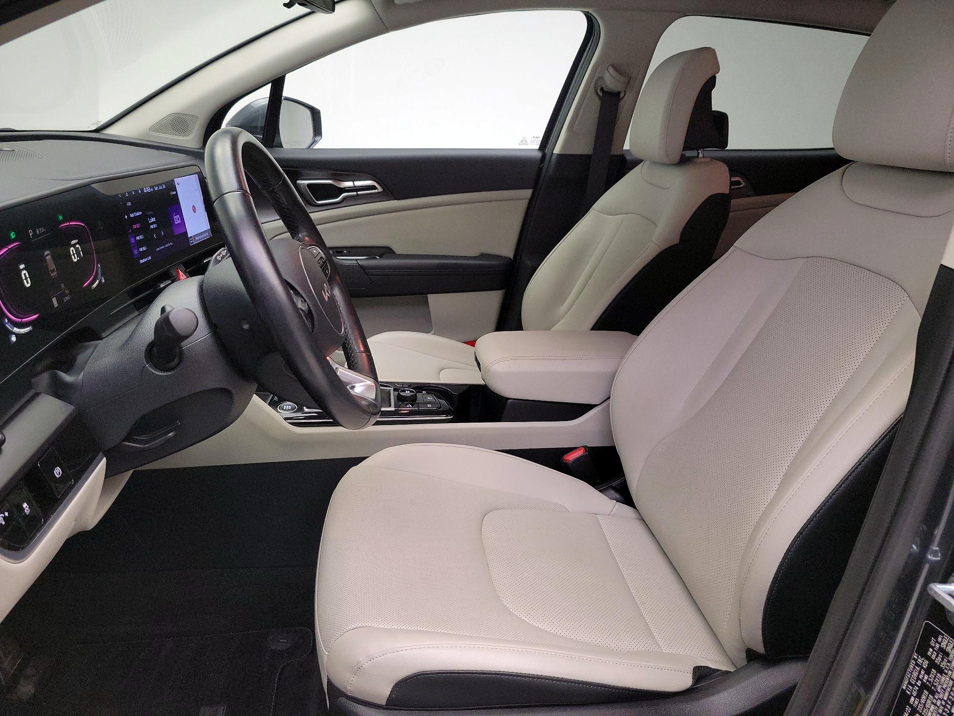Thumbnail: 2023 Kia Sportage - 11