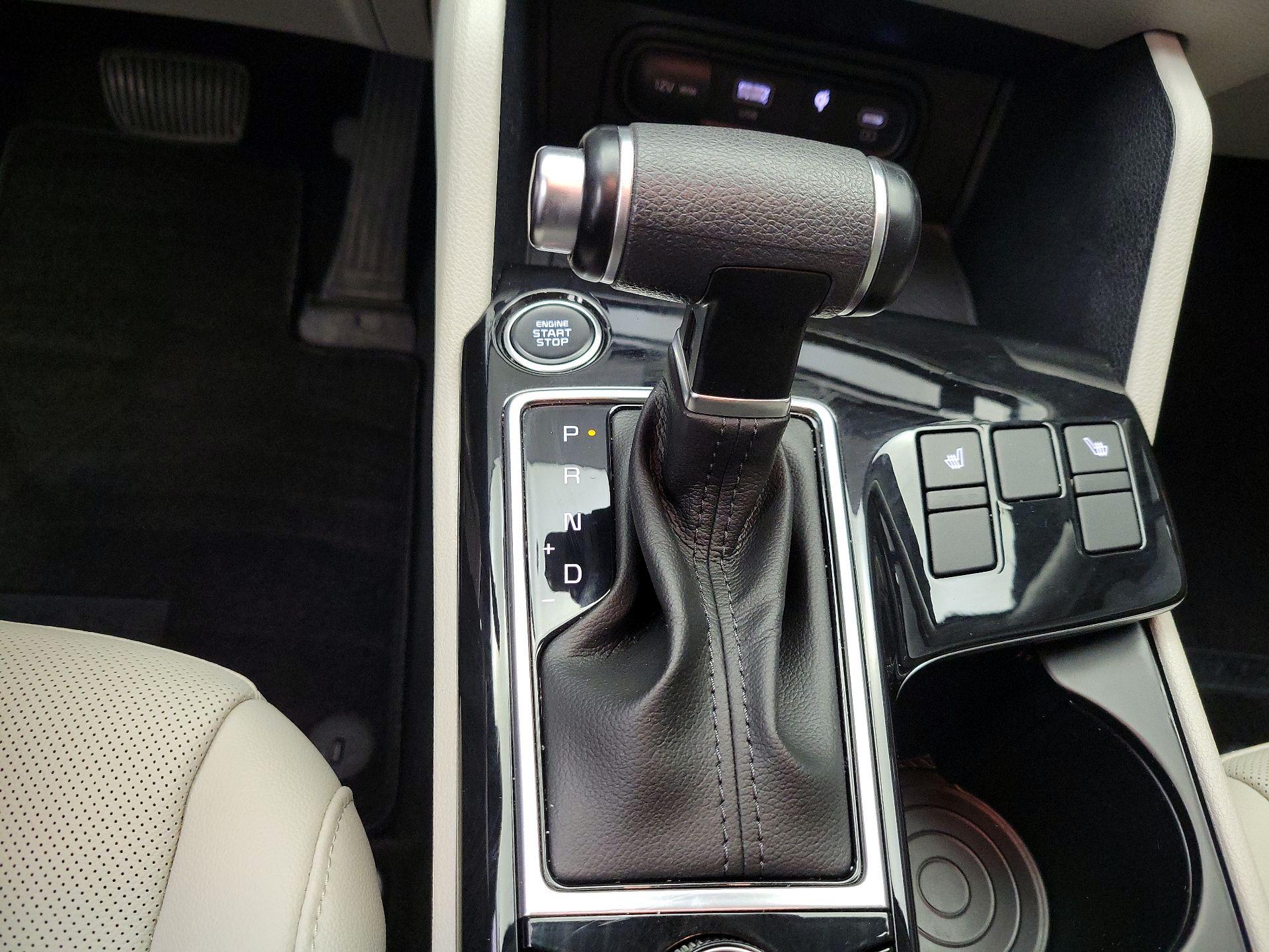 Thumbnail: 2023 Kia Sportage - 16