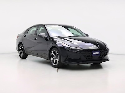 Black 2023 Hyundai Elantra SEL