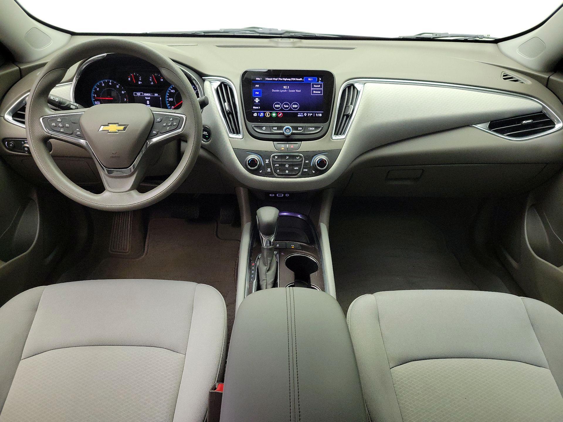 Thumbnail: 2021 Chevrolet Malibu - 9