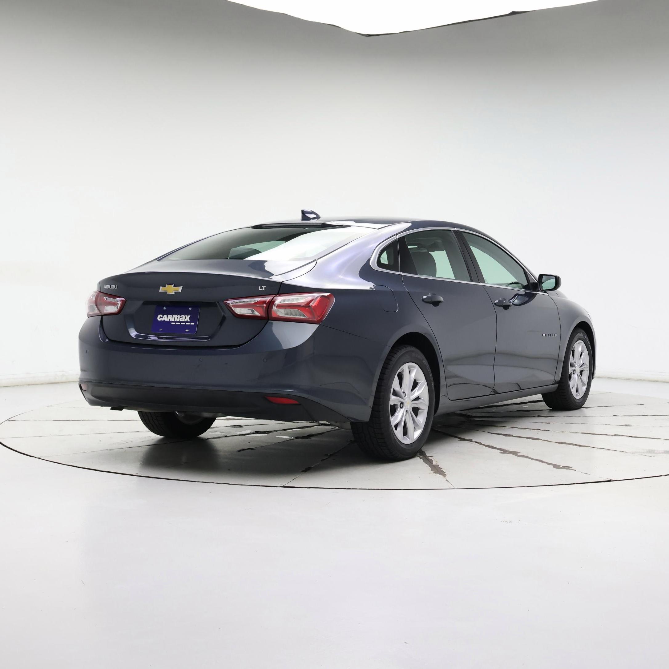 Thumbnail: 2021 Chevrolet Malibu - 8