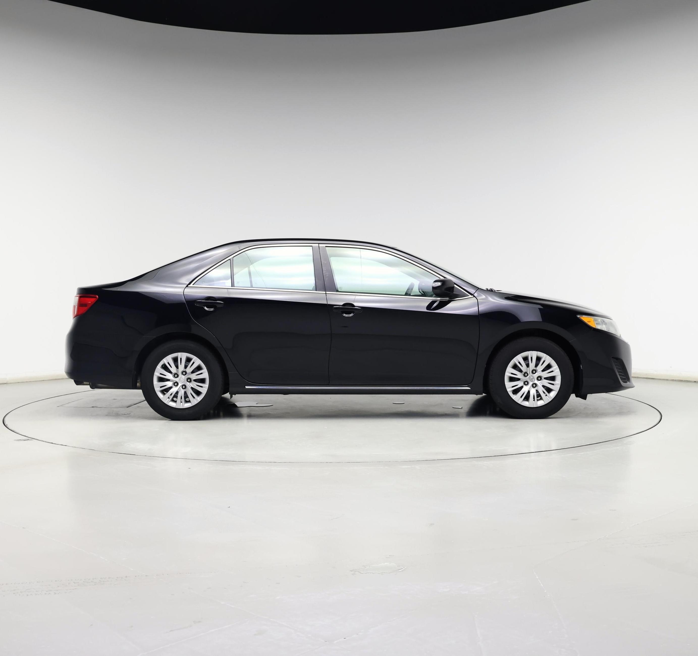Thumbnail: 2014 Toyota Camry - 7