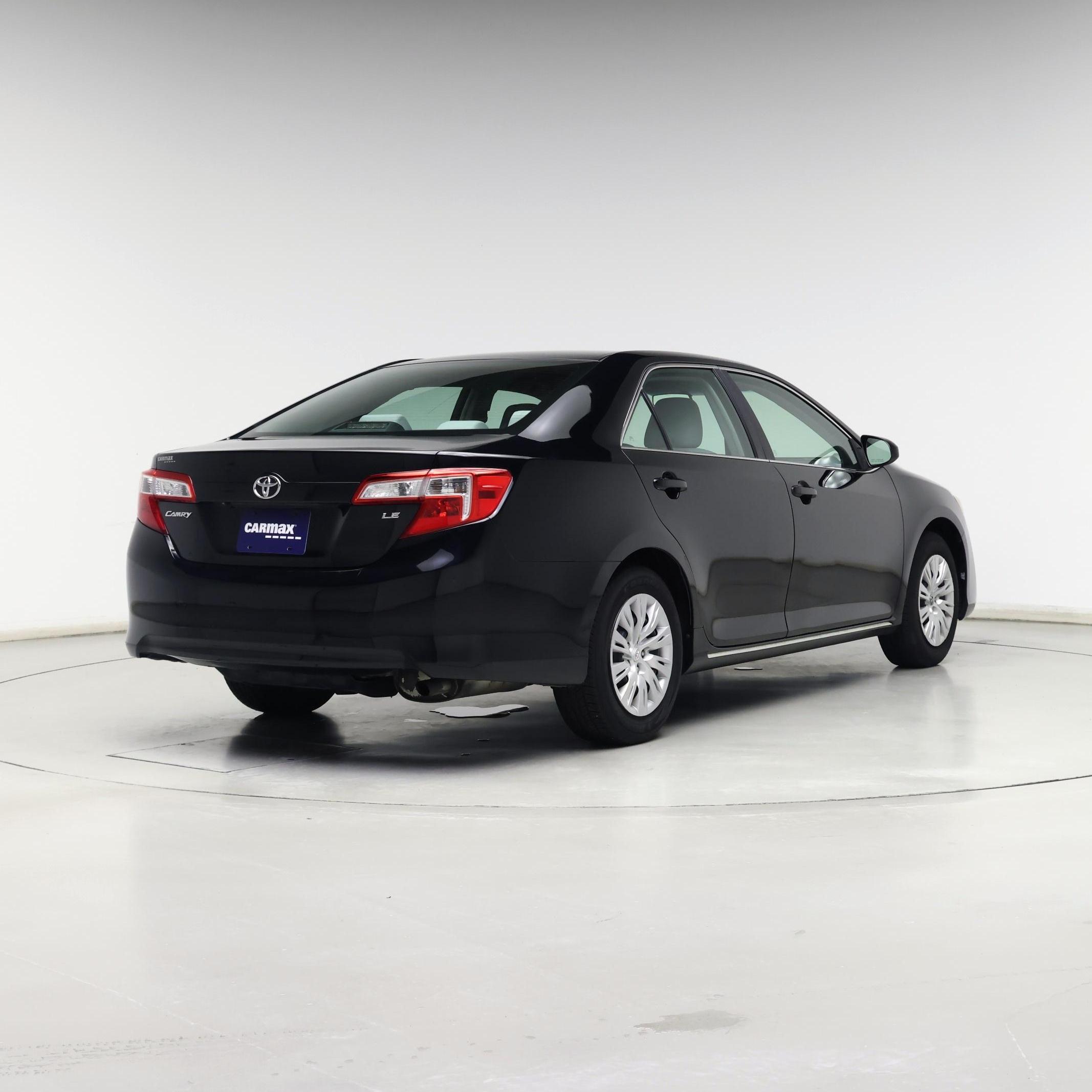 Thumbnail: 2014 Toyota Camry - 8