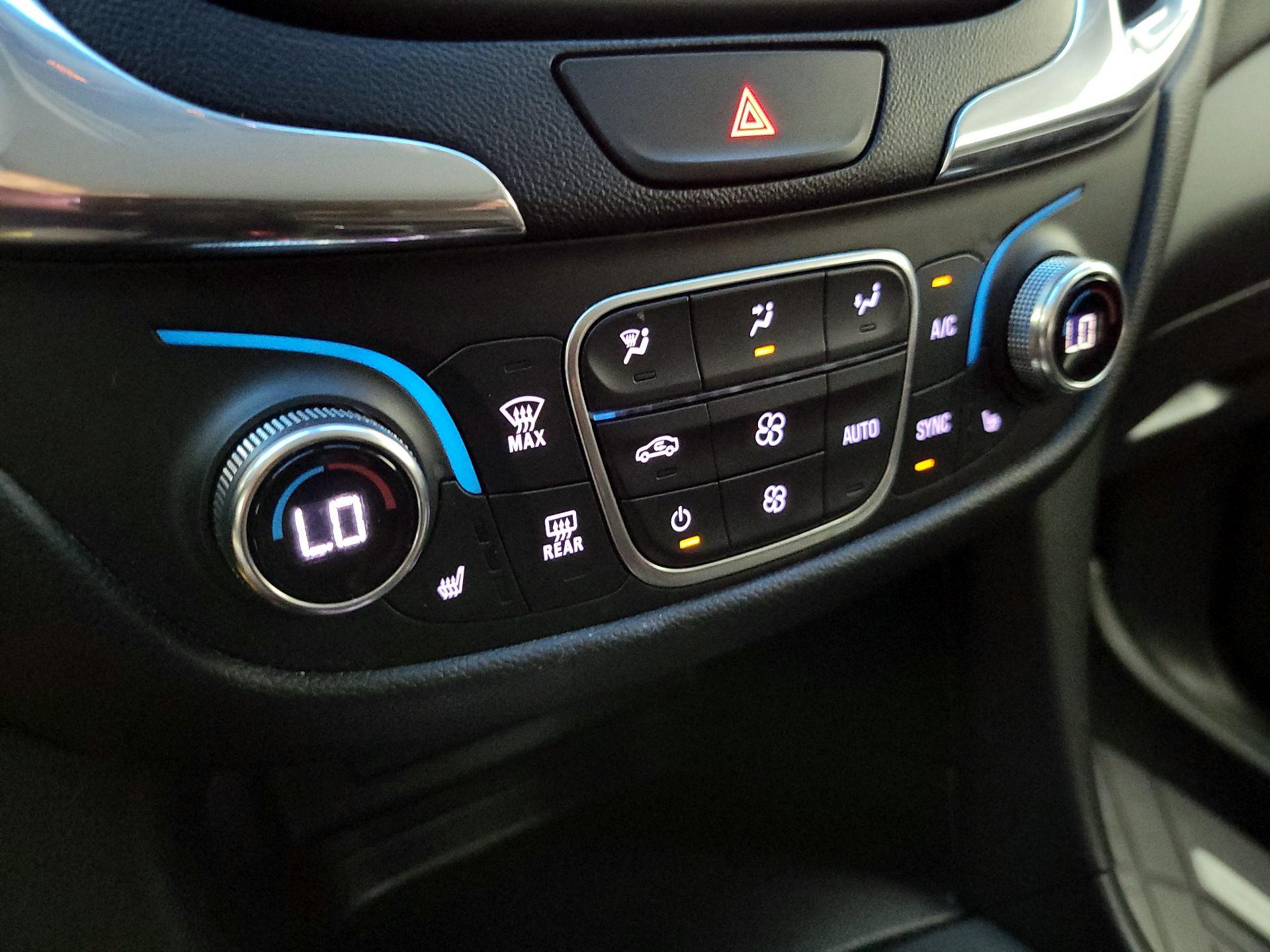 Thumbnail: 2019 Chevrolet Equinox - 16