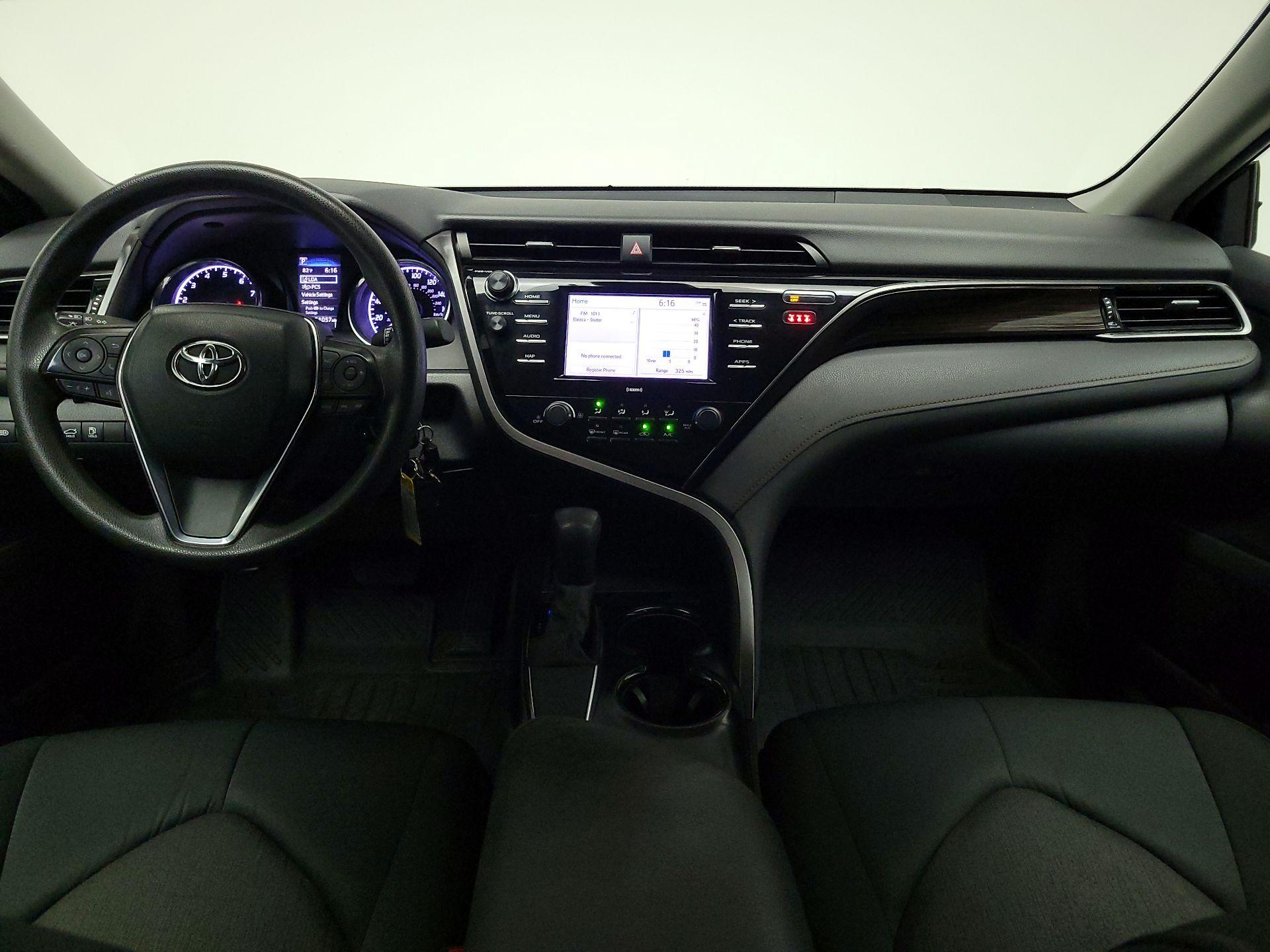 Thumbnail: 2020 Toyota Camry - 9