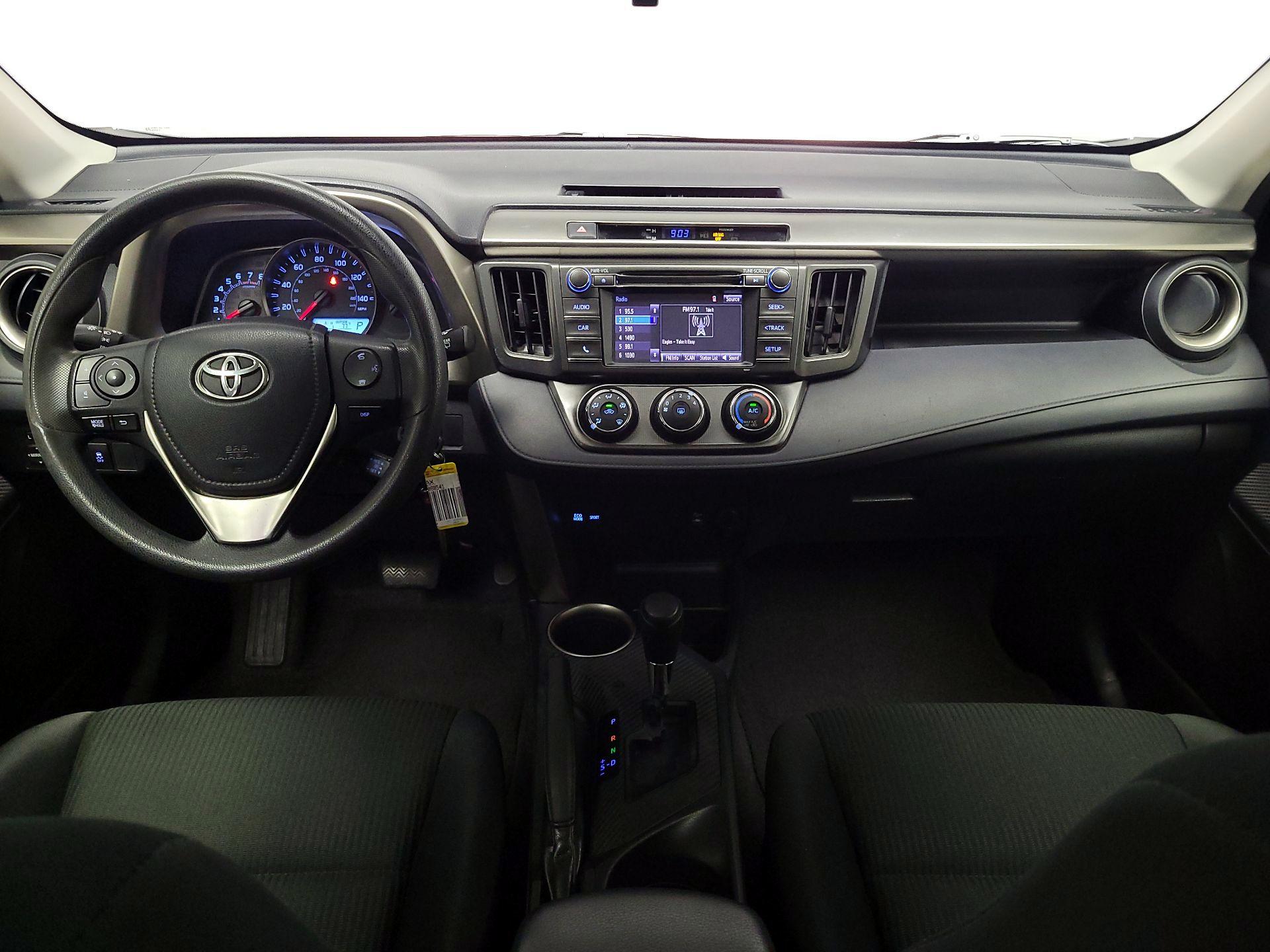 Thumbnail: 2014 Toyota RAV4 - 9