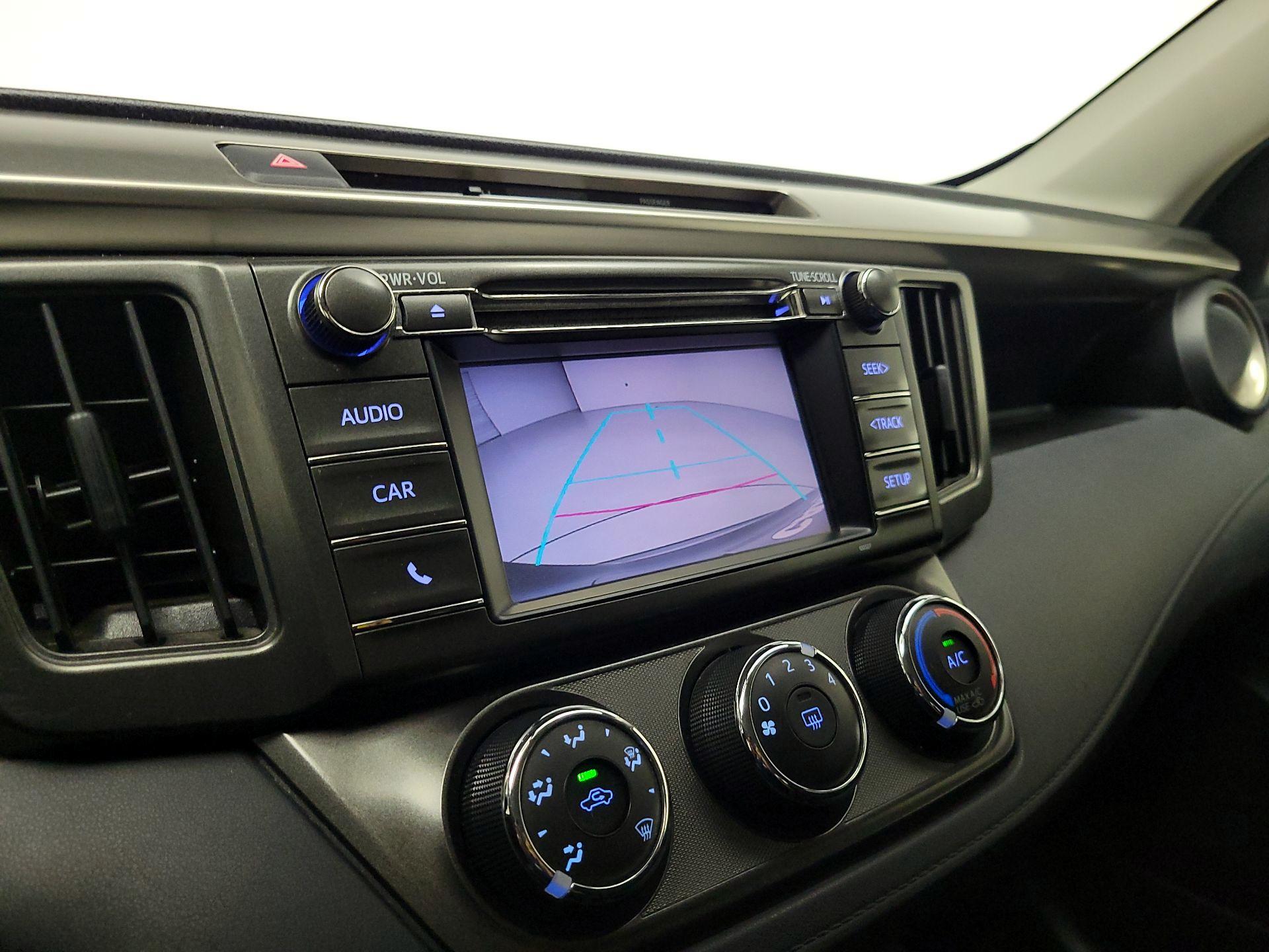 Thumbnail: 2014 Toyota RAV4 - 14