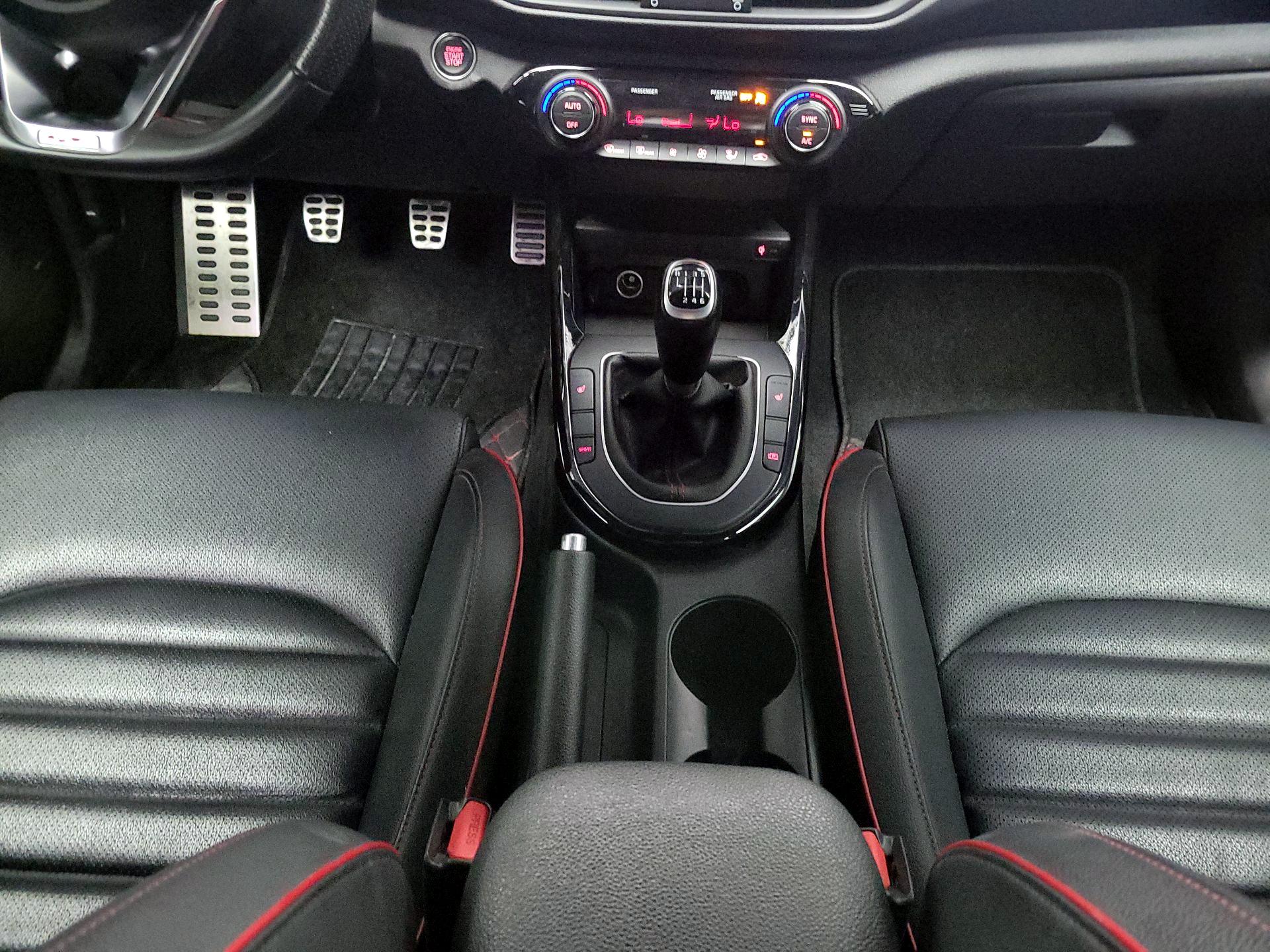 Thumbnail: 2022 Kia Forte - 18