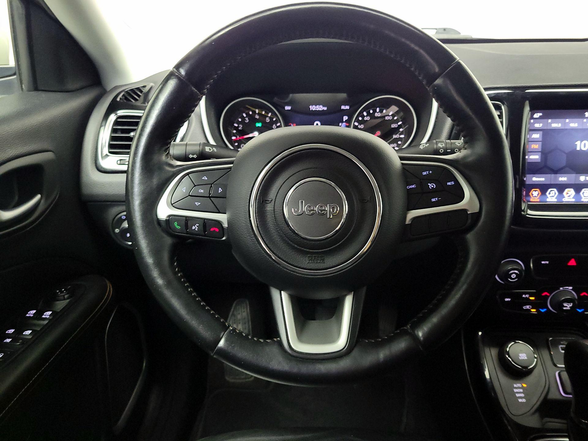 Thumbnail: 2018 Jeep Compass - 10